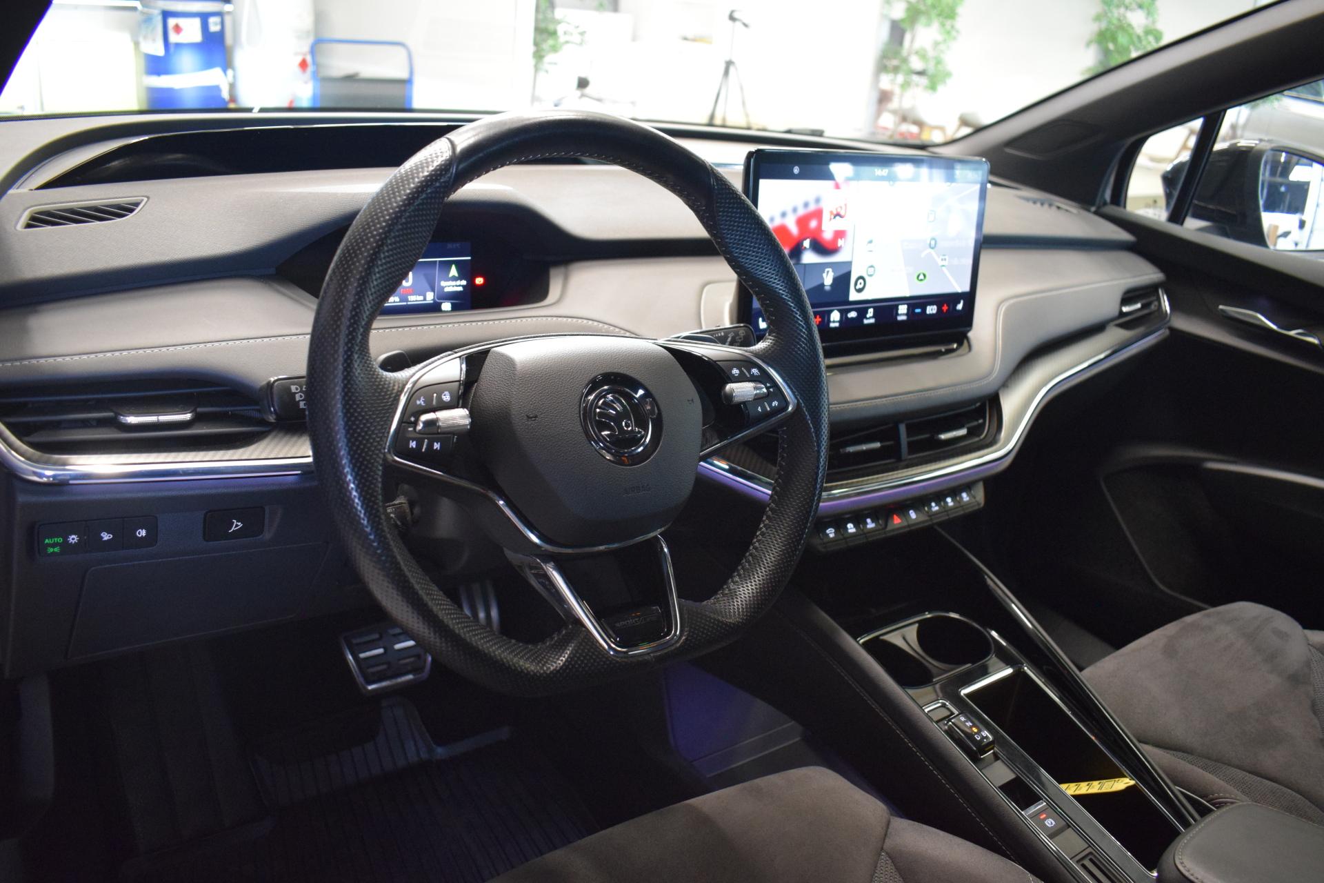SKODA Enyaq 2023