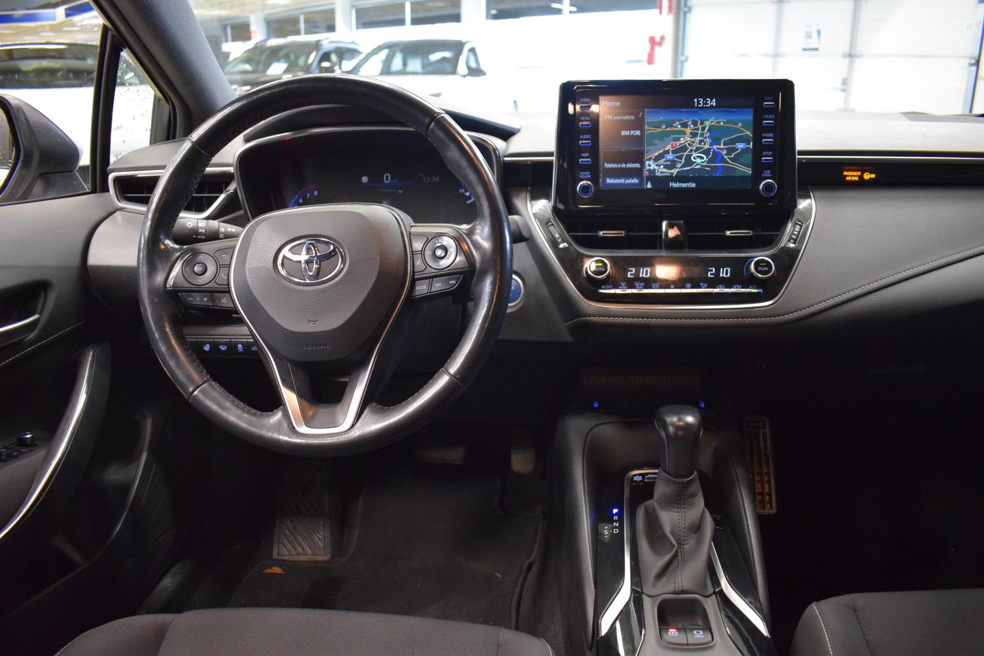 TOYOTA Corolla 5