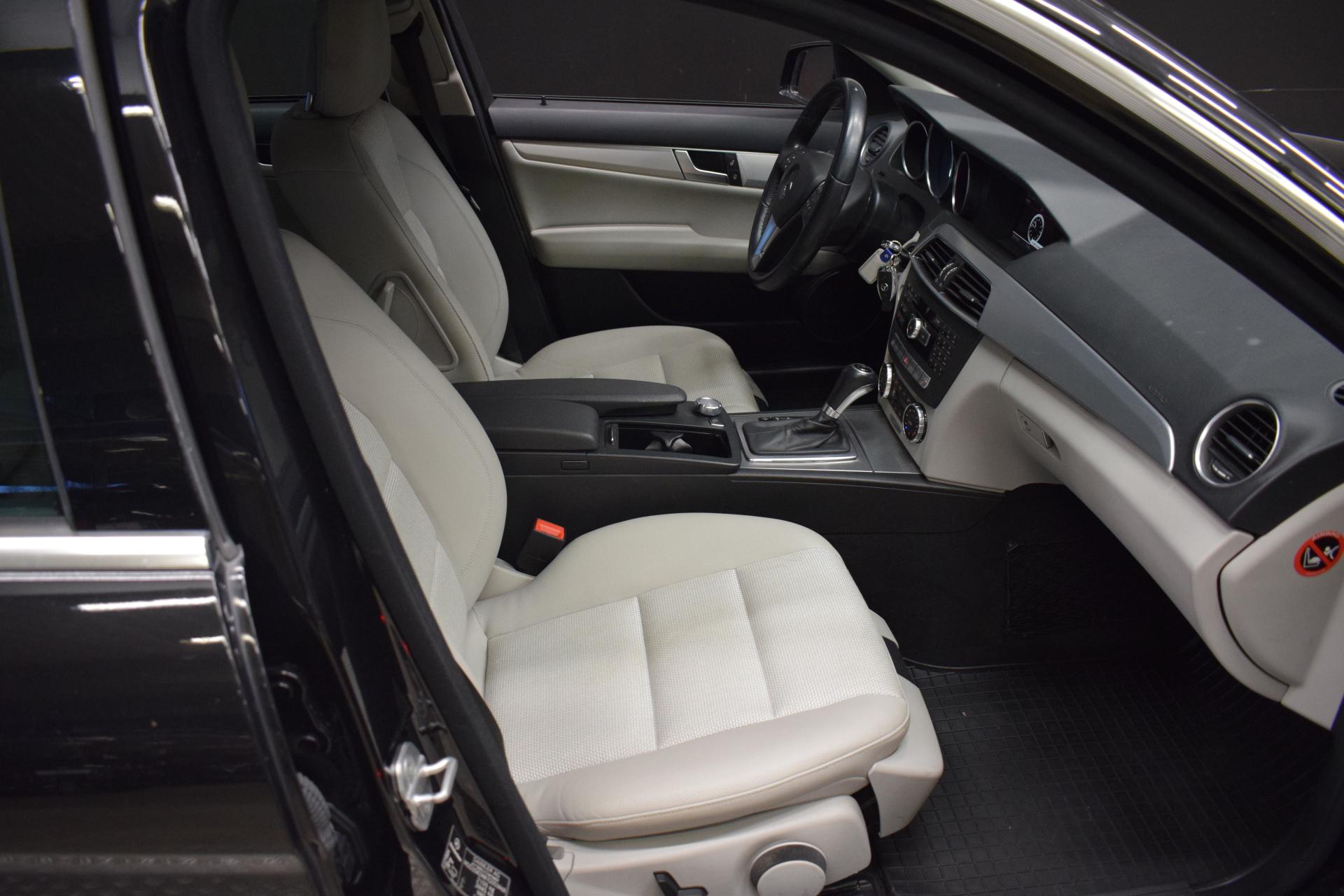 MERCEDES-BENZ C 2013