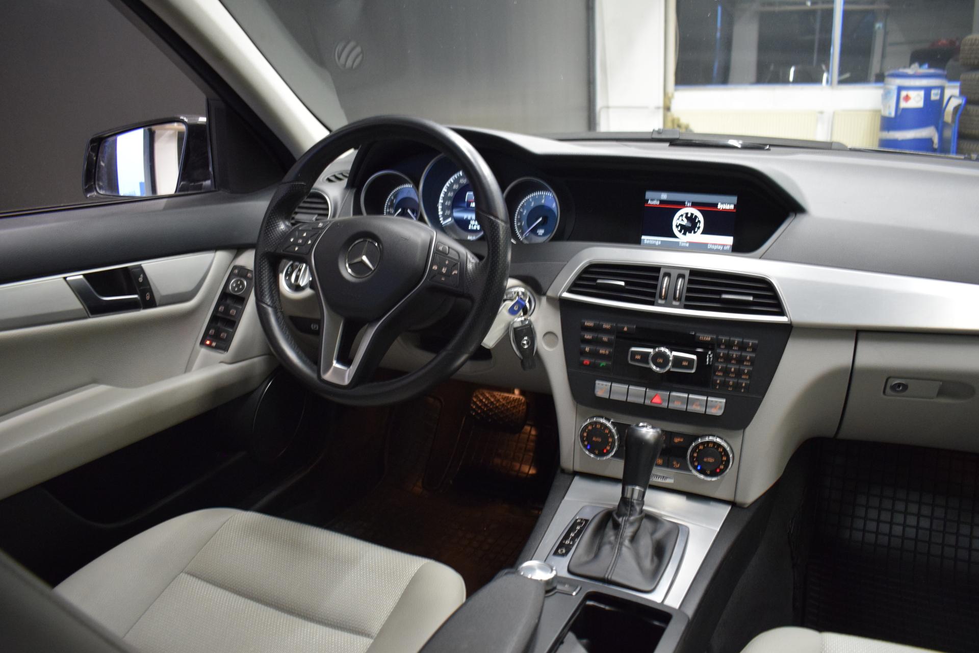 MERCEDES-BENZ C 2013