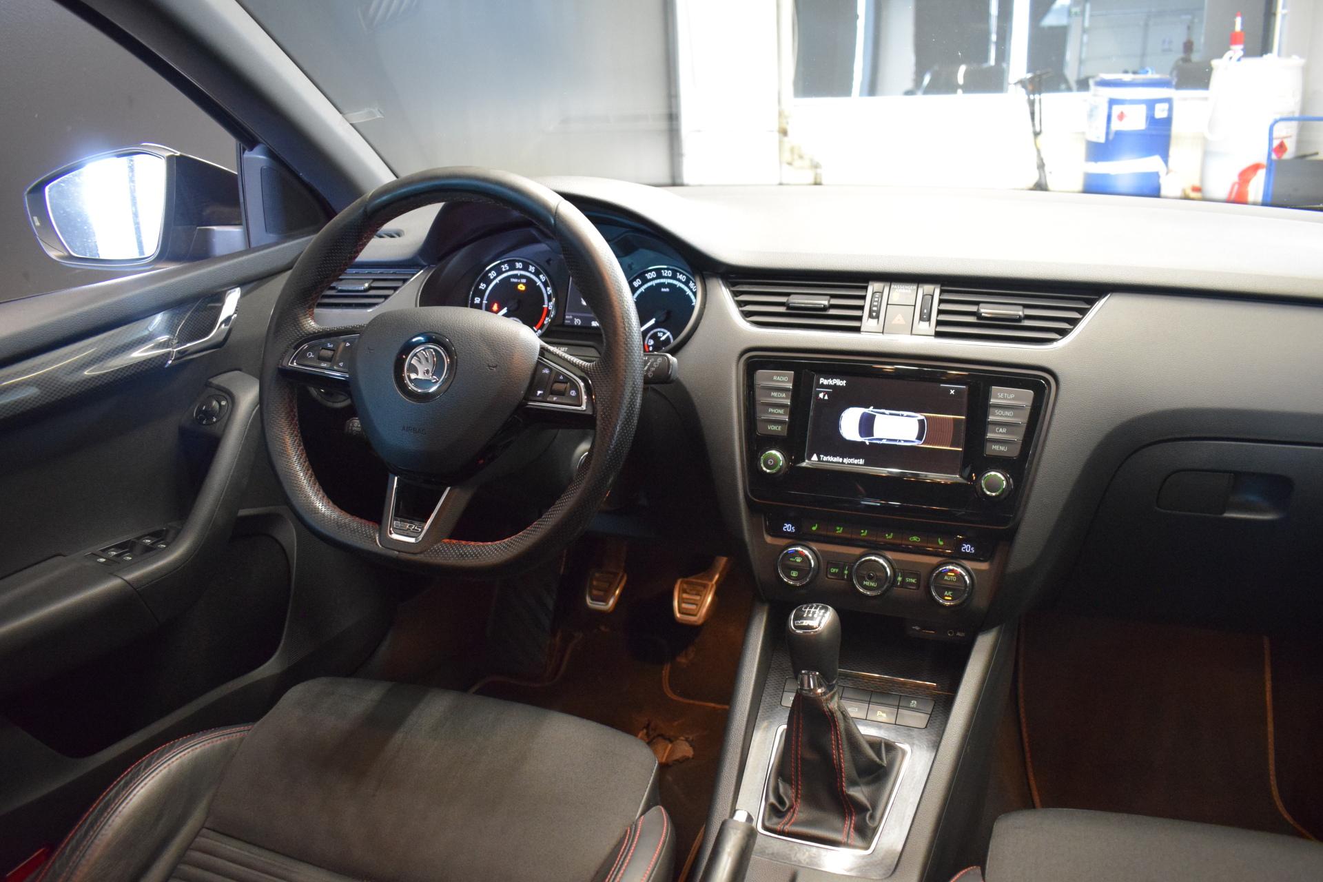 SKODA Octavia 2016