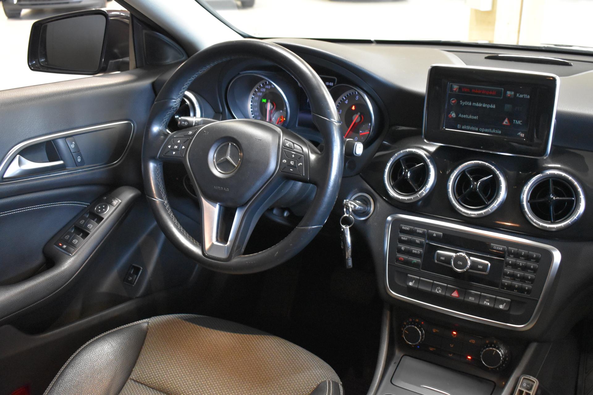 MERCEDES-BENZ CLA 2013