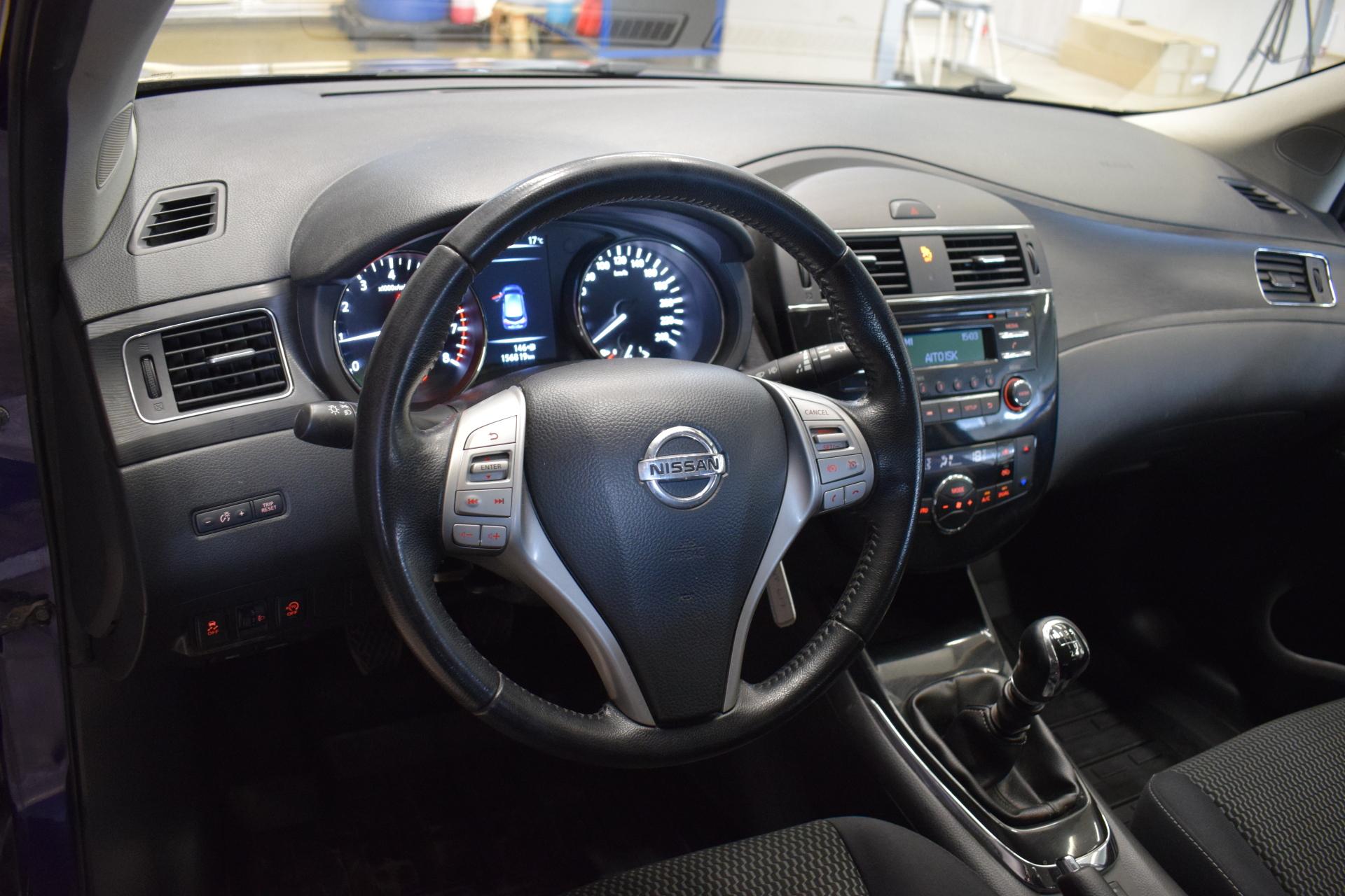 NISSAN Pulsar 2015