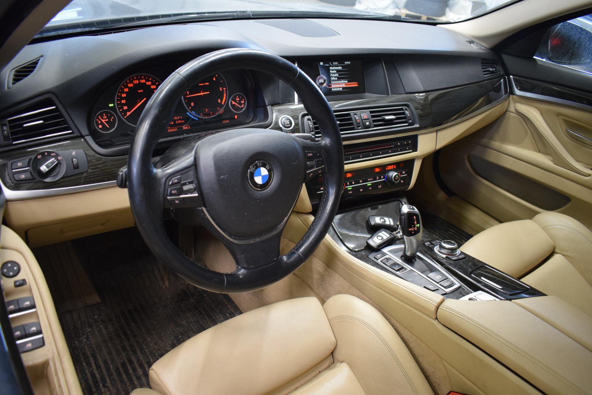 BMW 518 2015
