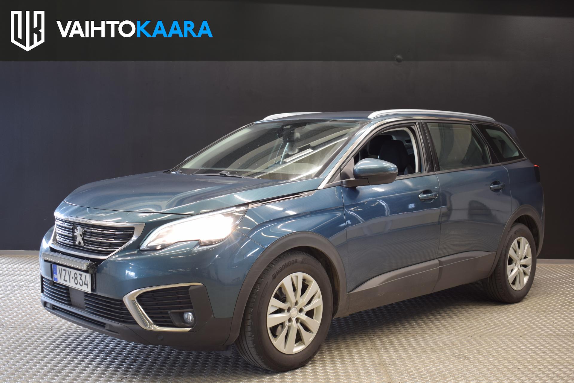 PEUGEOT 5008 2018