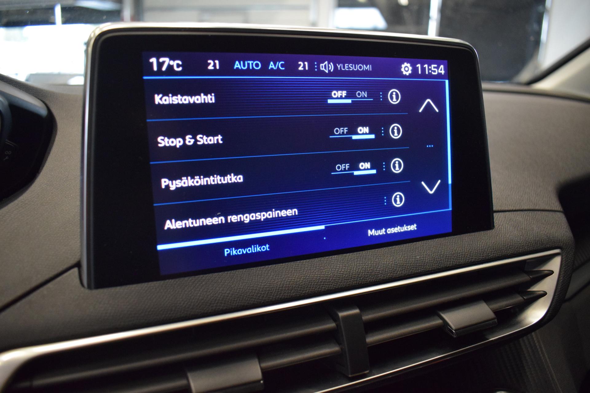 PEUGEOT 5008 2018