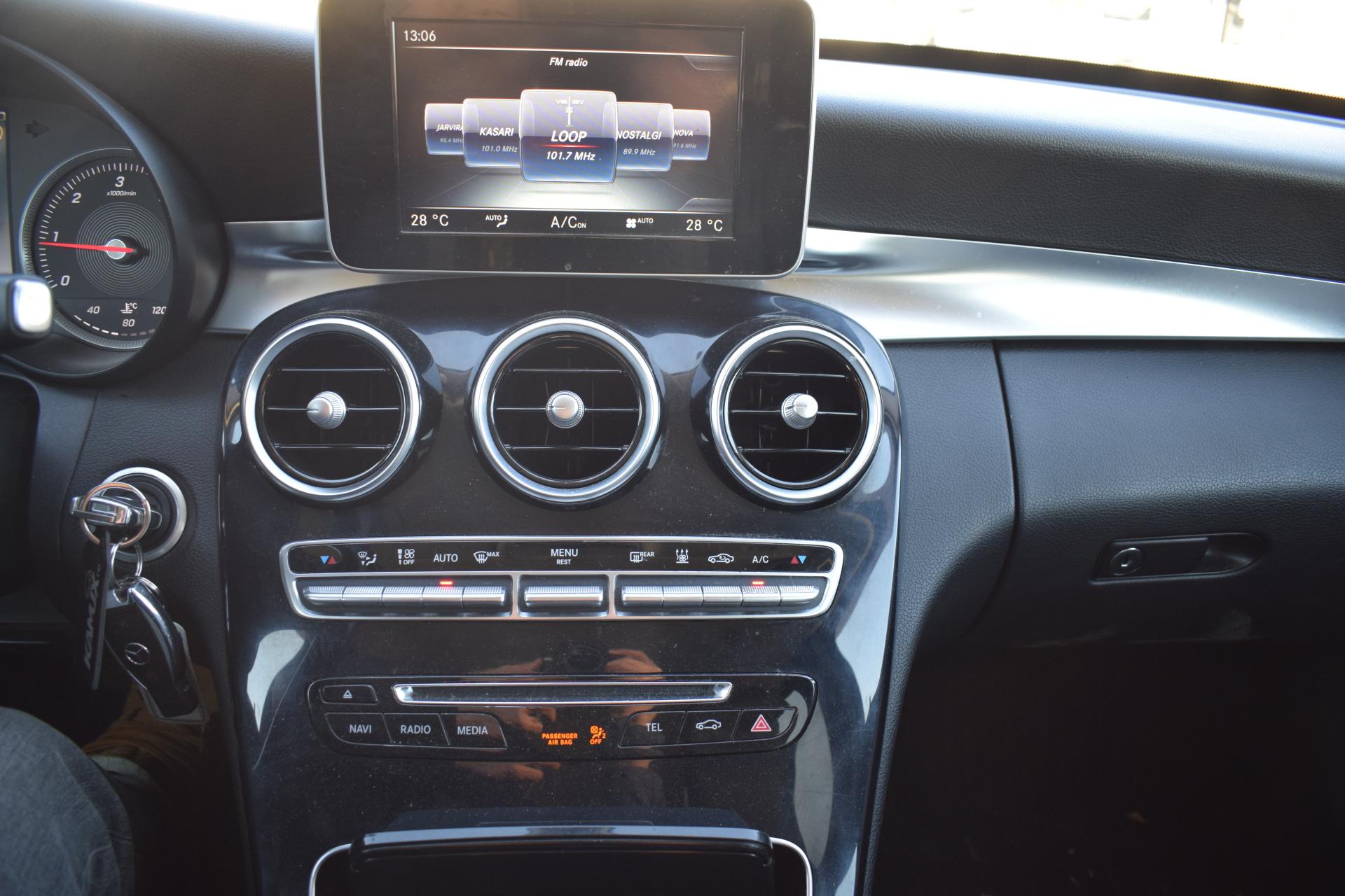 MERCEDES-BENZ C 2015