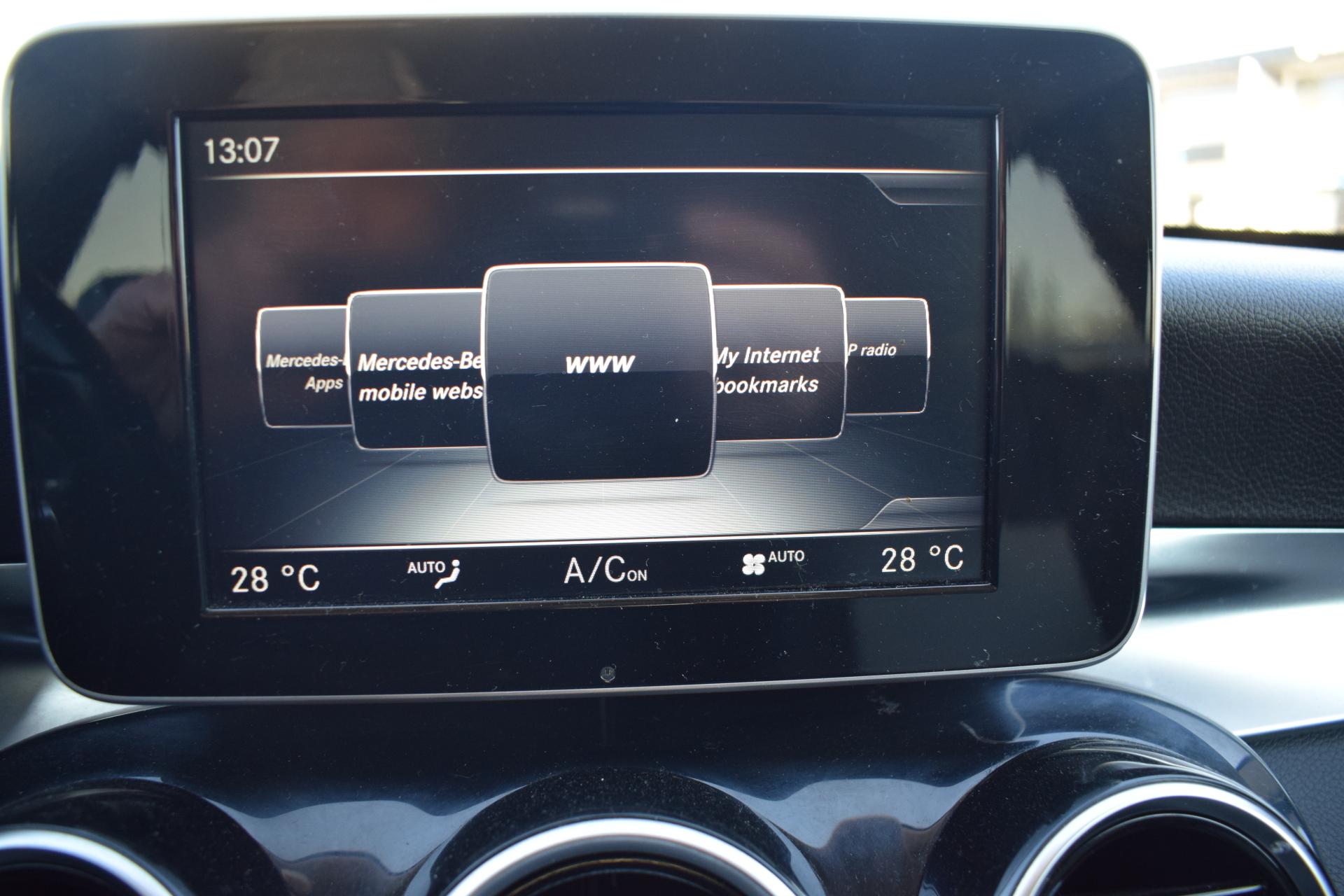 MERCEDES-BENZ C 2015