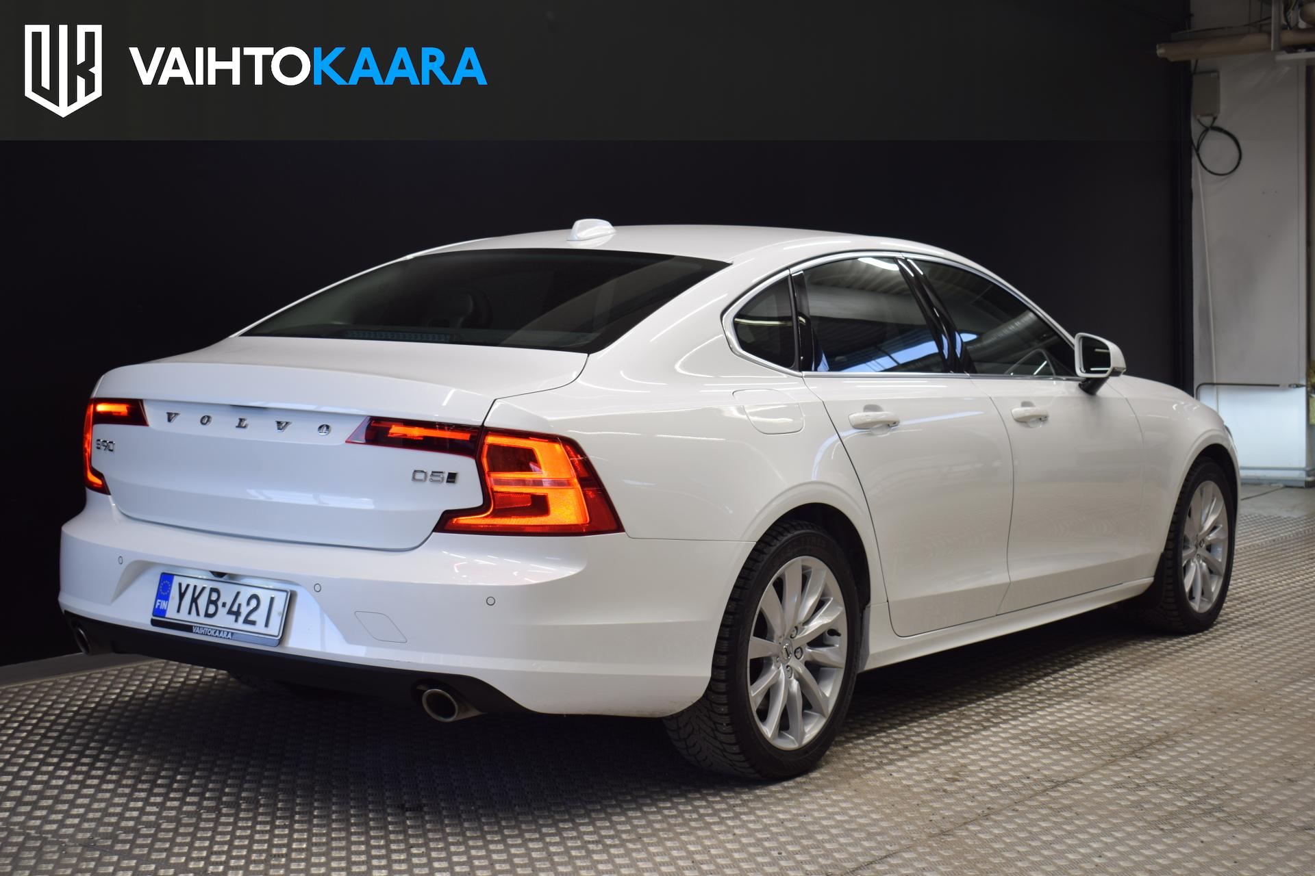 VOLVO S90 2019