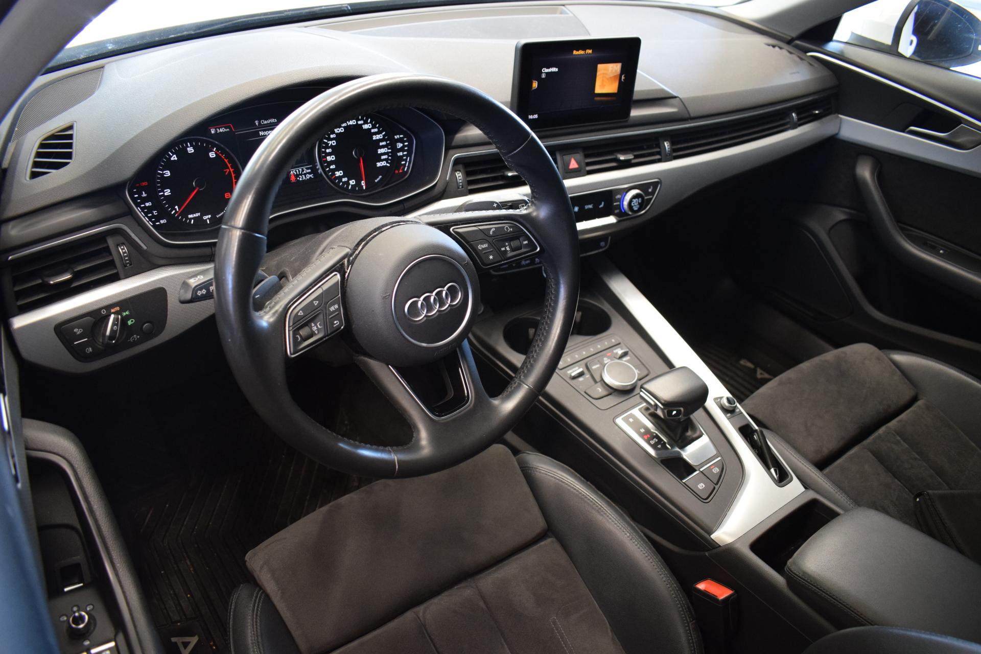 AUDI A4 2019