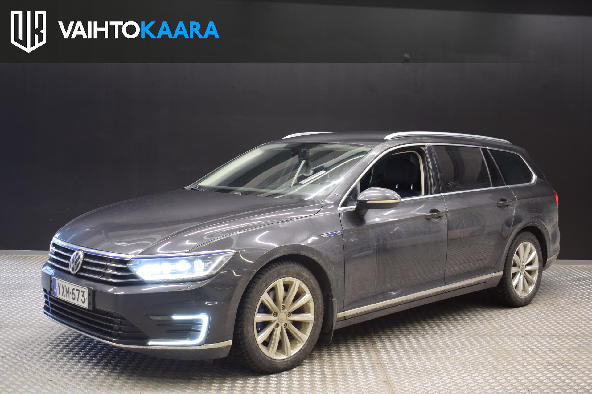 VOLKSWAGEN Passat 2018