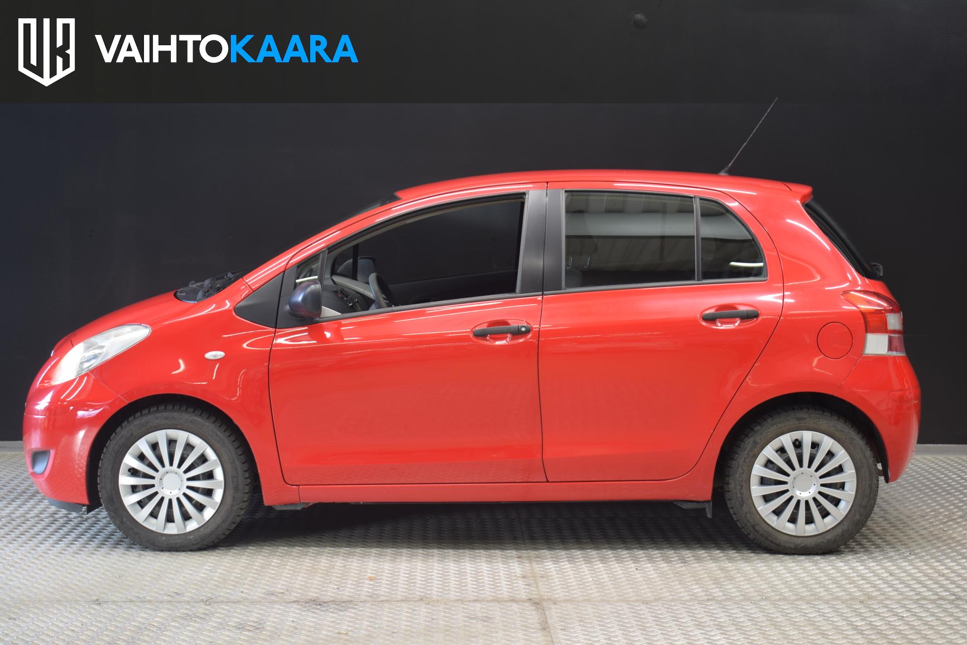 TOYOTA Yaris 2011
