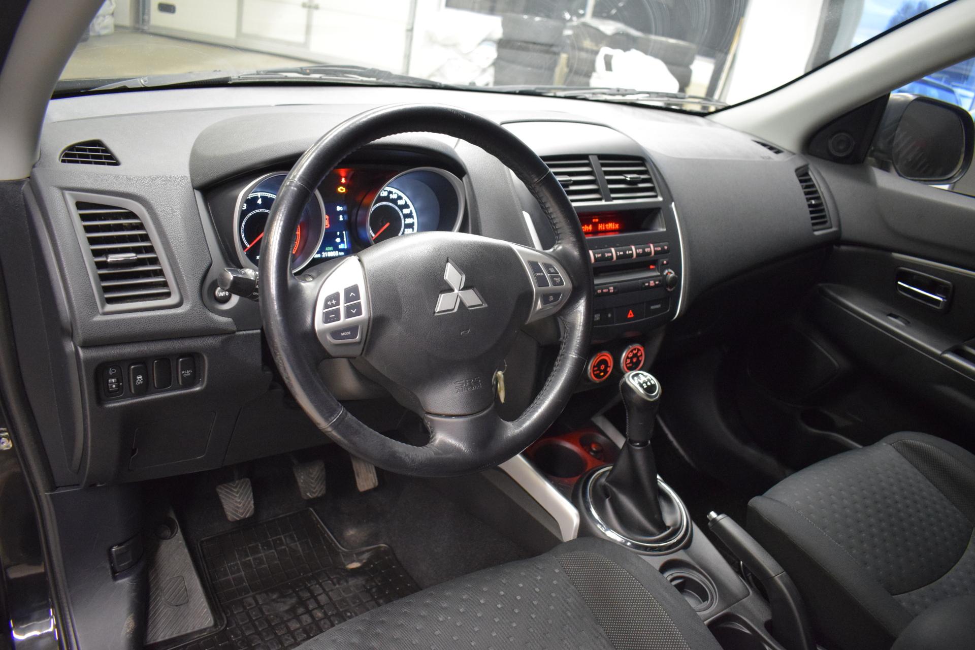 MITSUBISHI ASX 2010