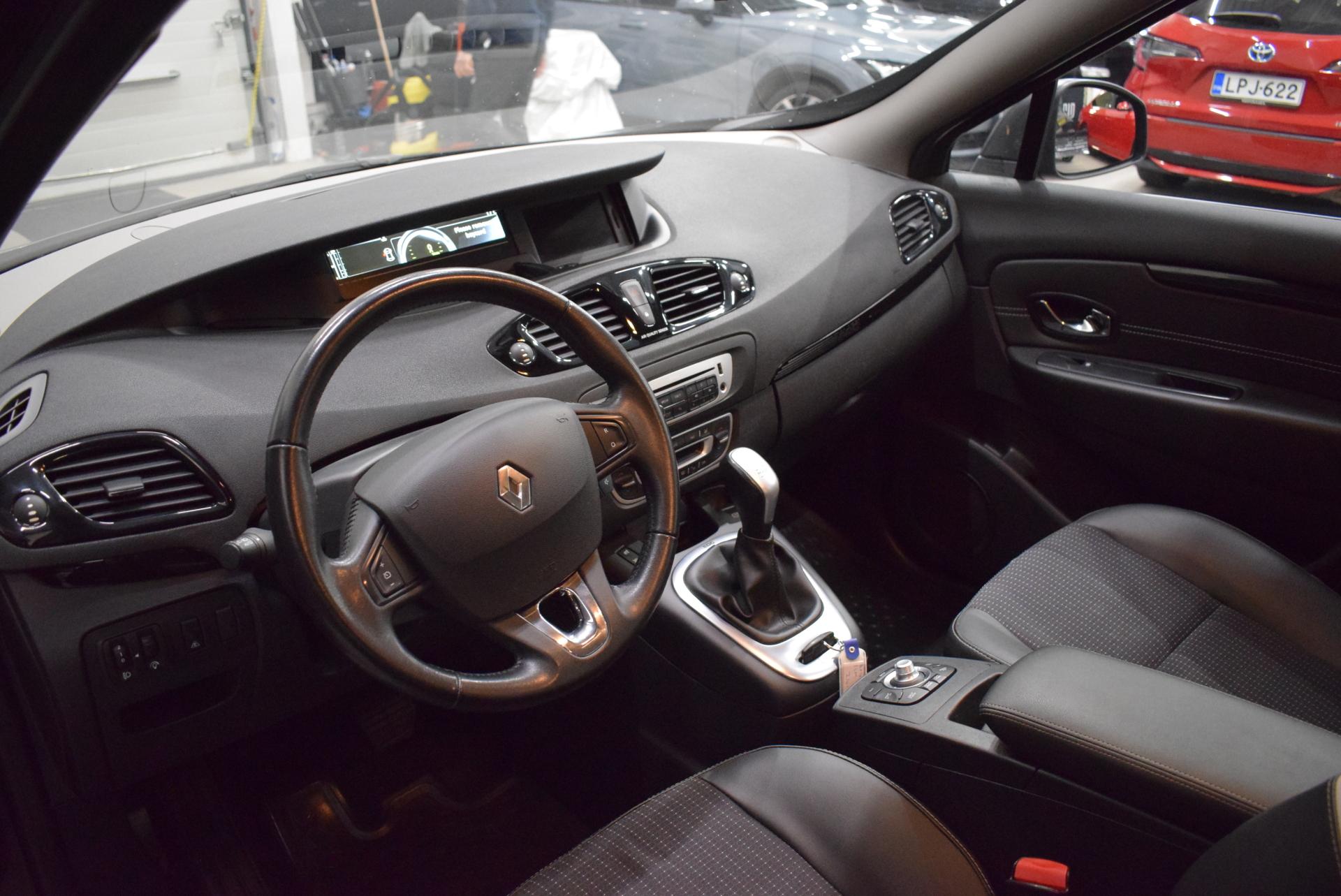 RENAULT Grand Scenic 11