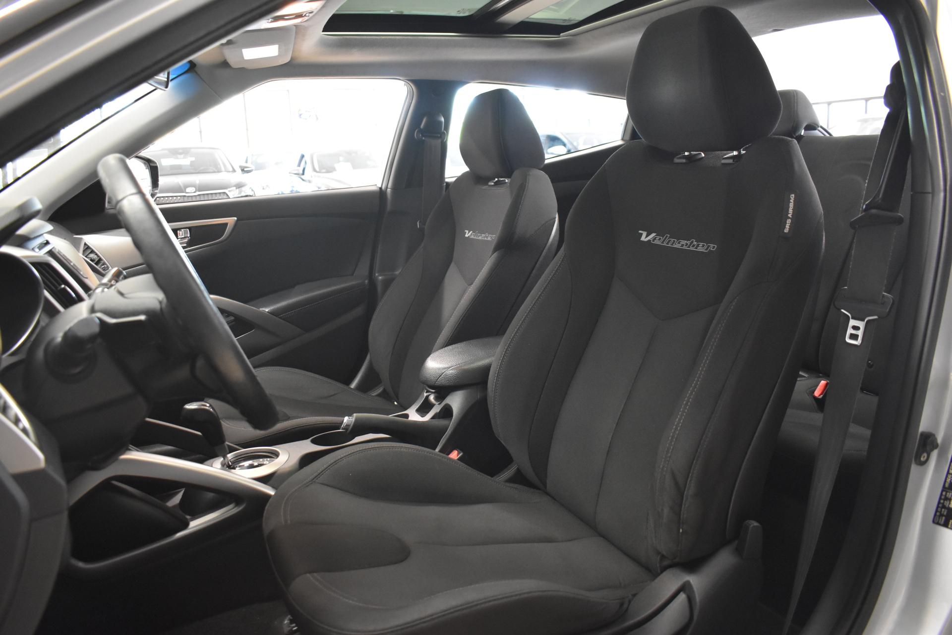 HYUNDAI Veloster 2013