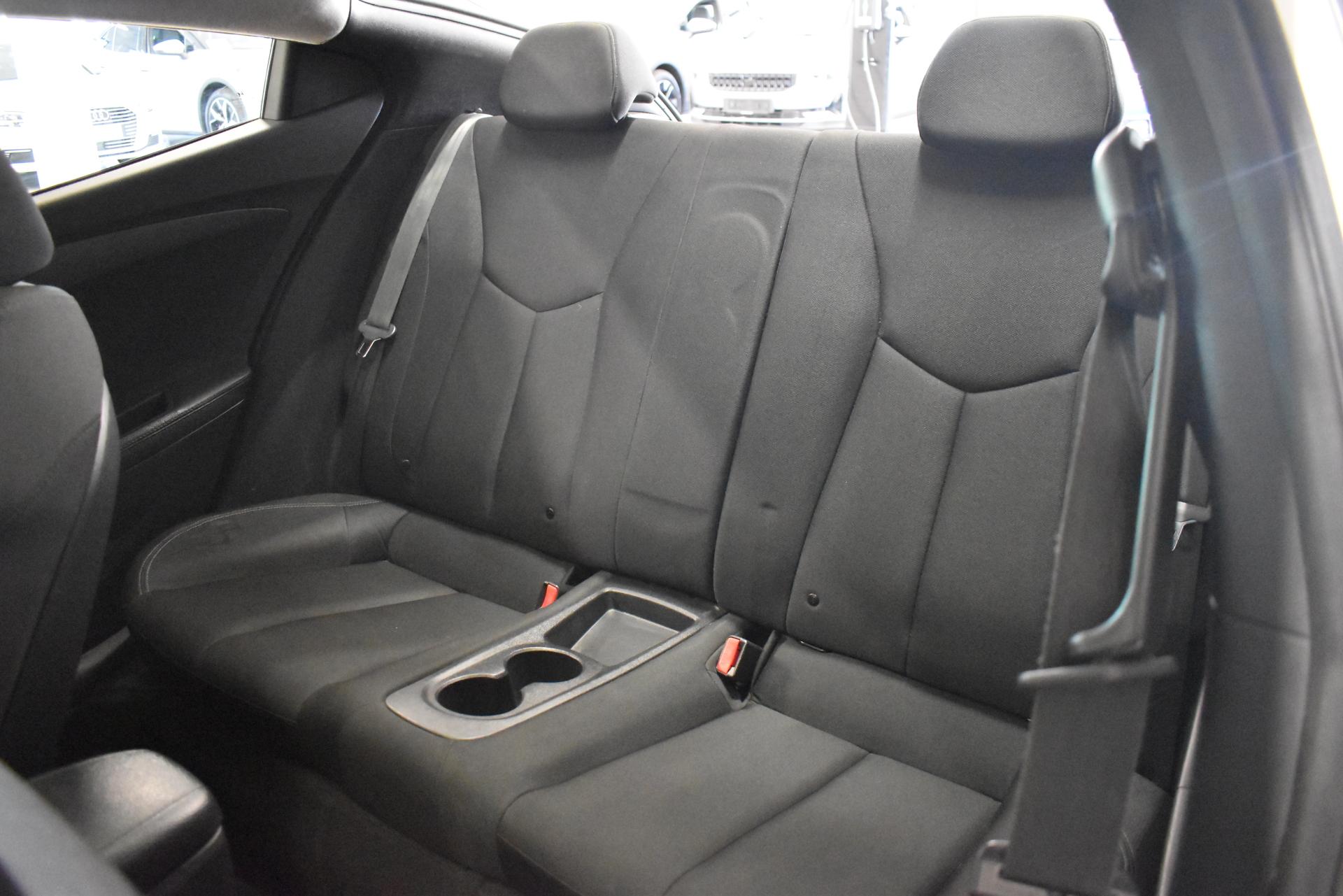 HYUNDAI Veloster 2013