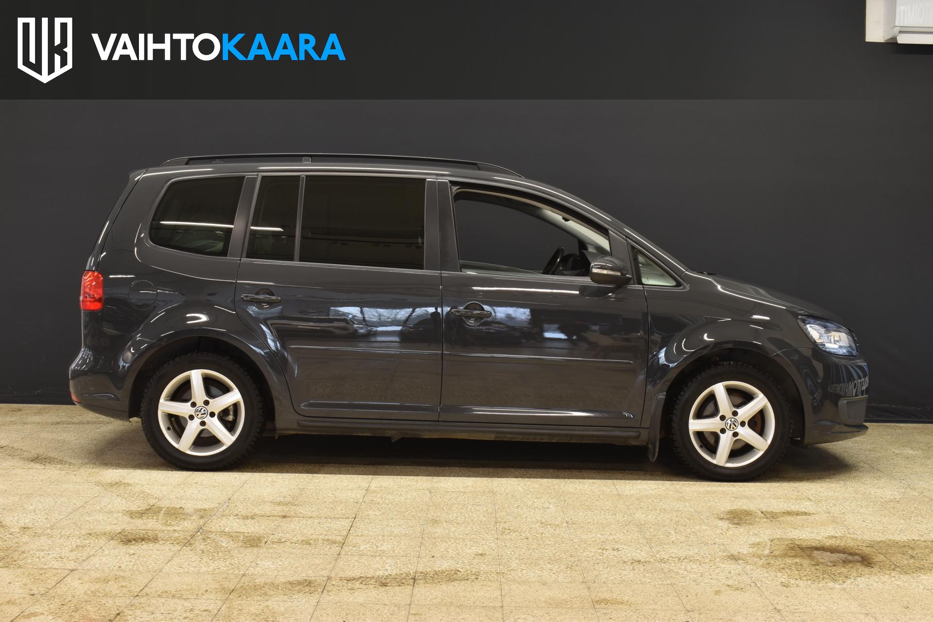 VOLKSWAGEN Touran 2014