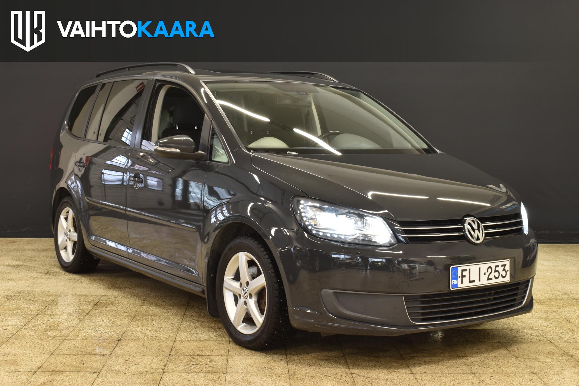 VOLKSWAGEN Touran 2014