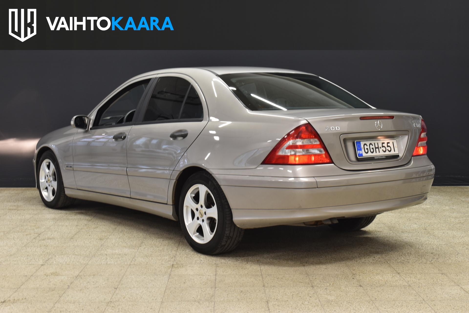 MERCEDES-BENZ C 2004