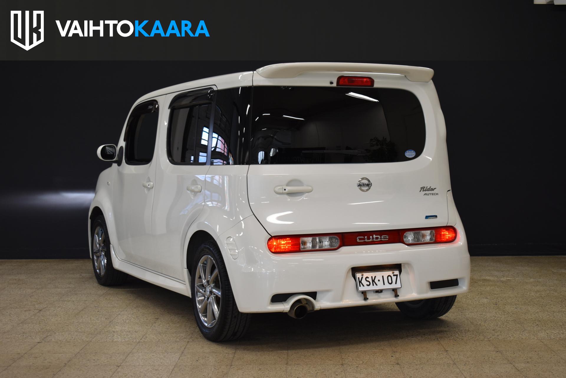 NISSAN Cube 2015