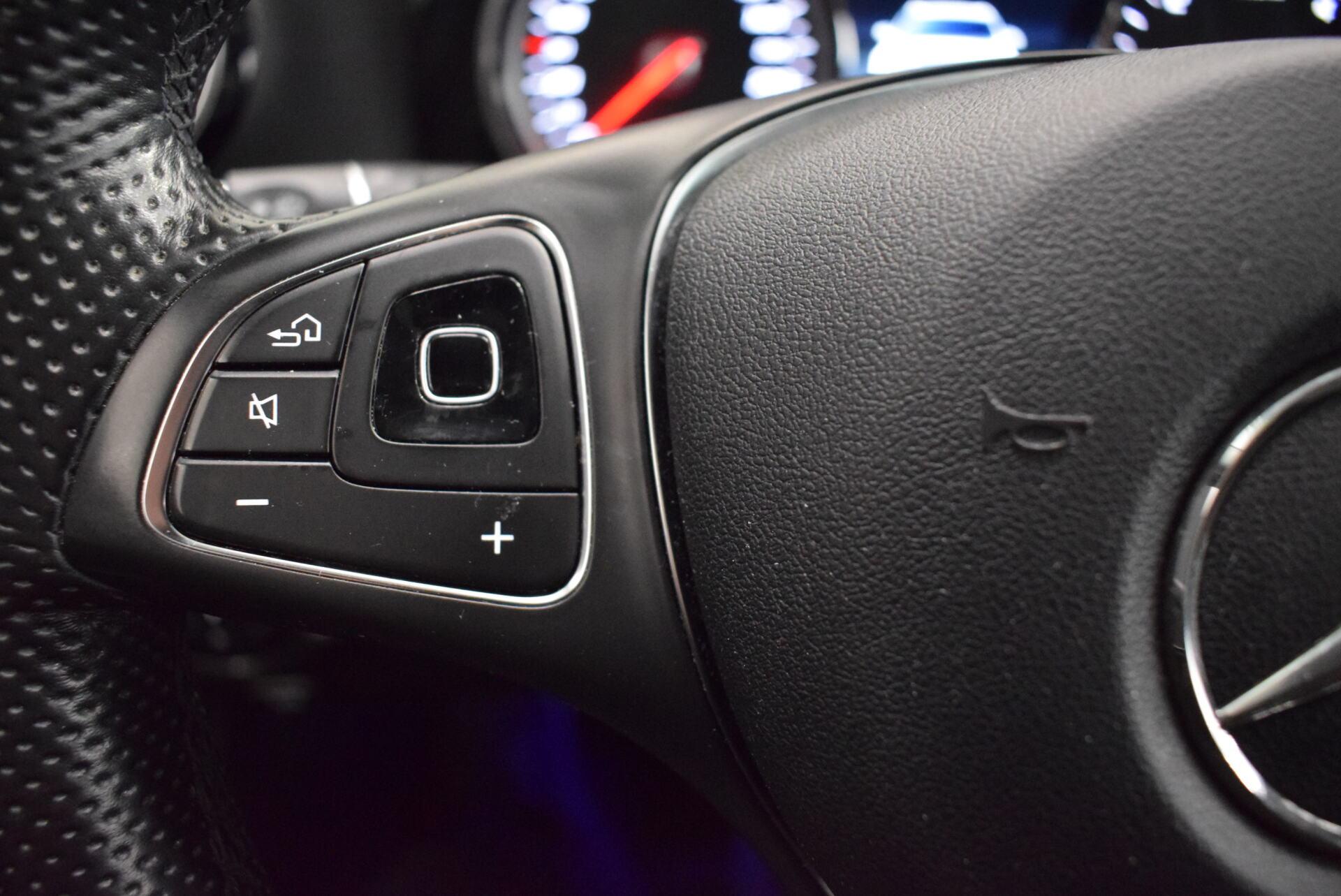 MERCEDES-BENZ E 2017