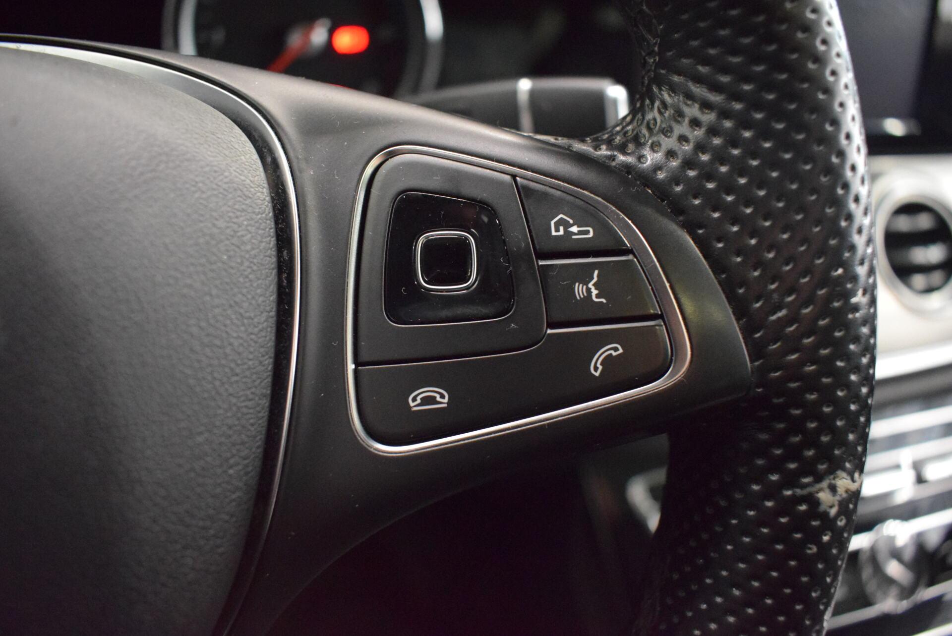 MERCEDES-BENZ E 2017