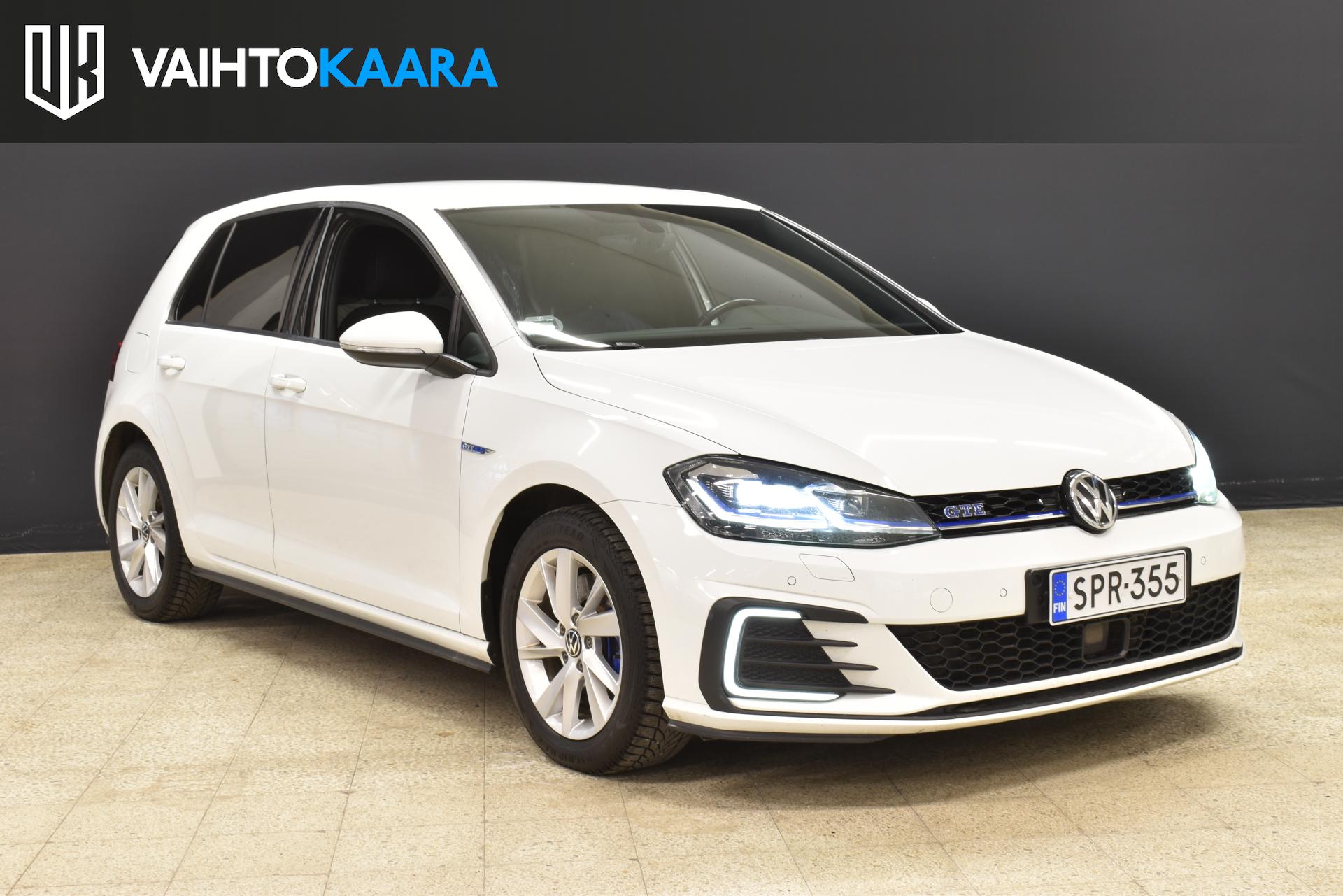 VOLKSWAGEN Golf 2020