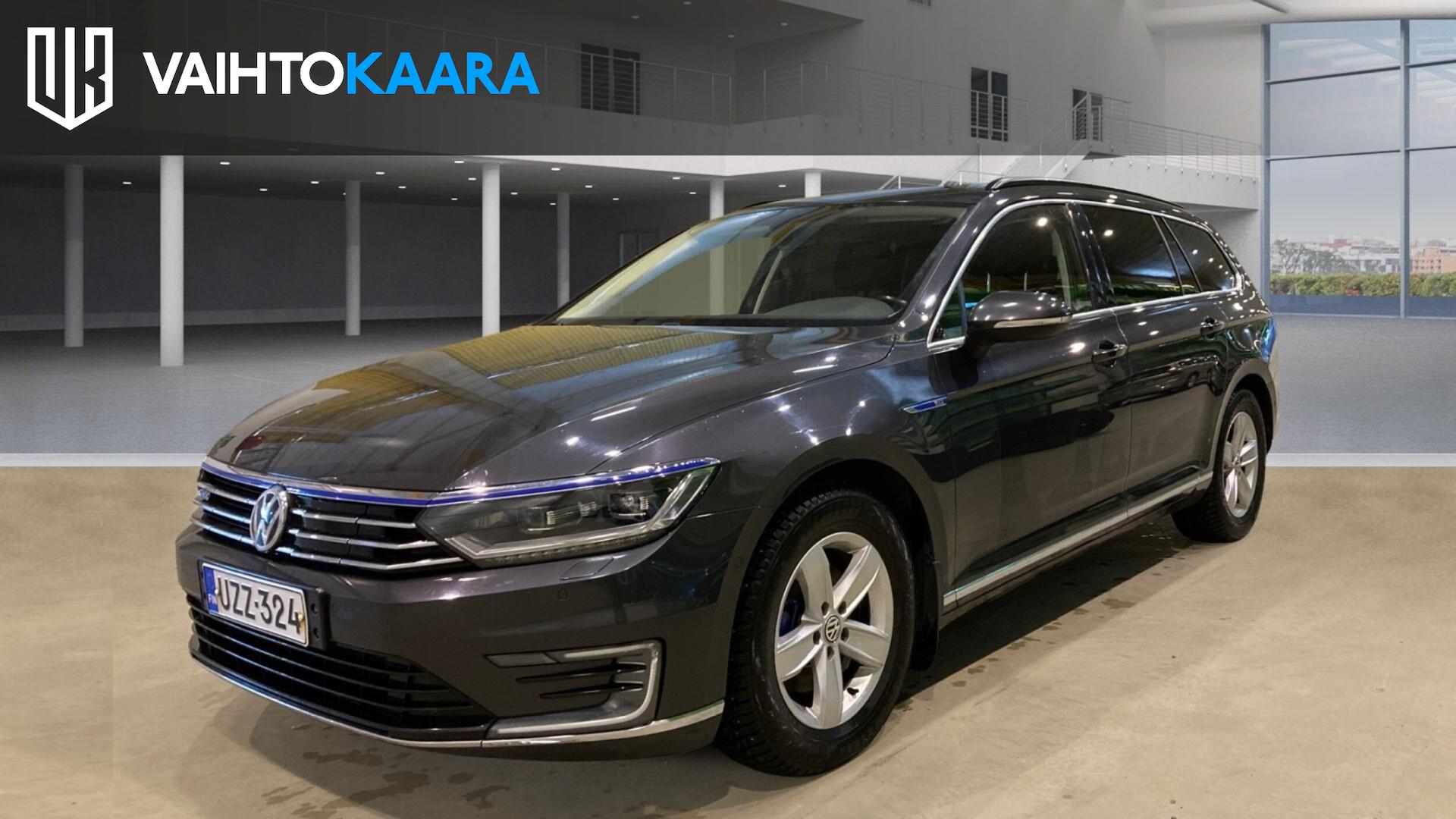 VOLKSWAGEN Passat 2018
