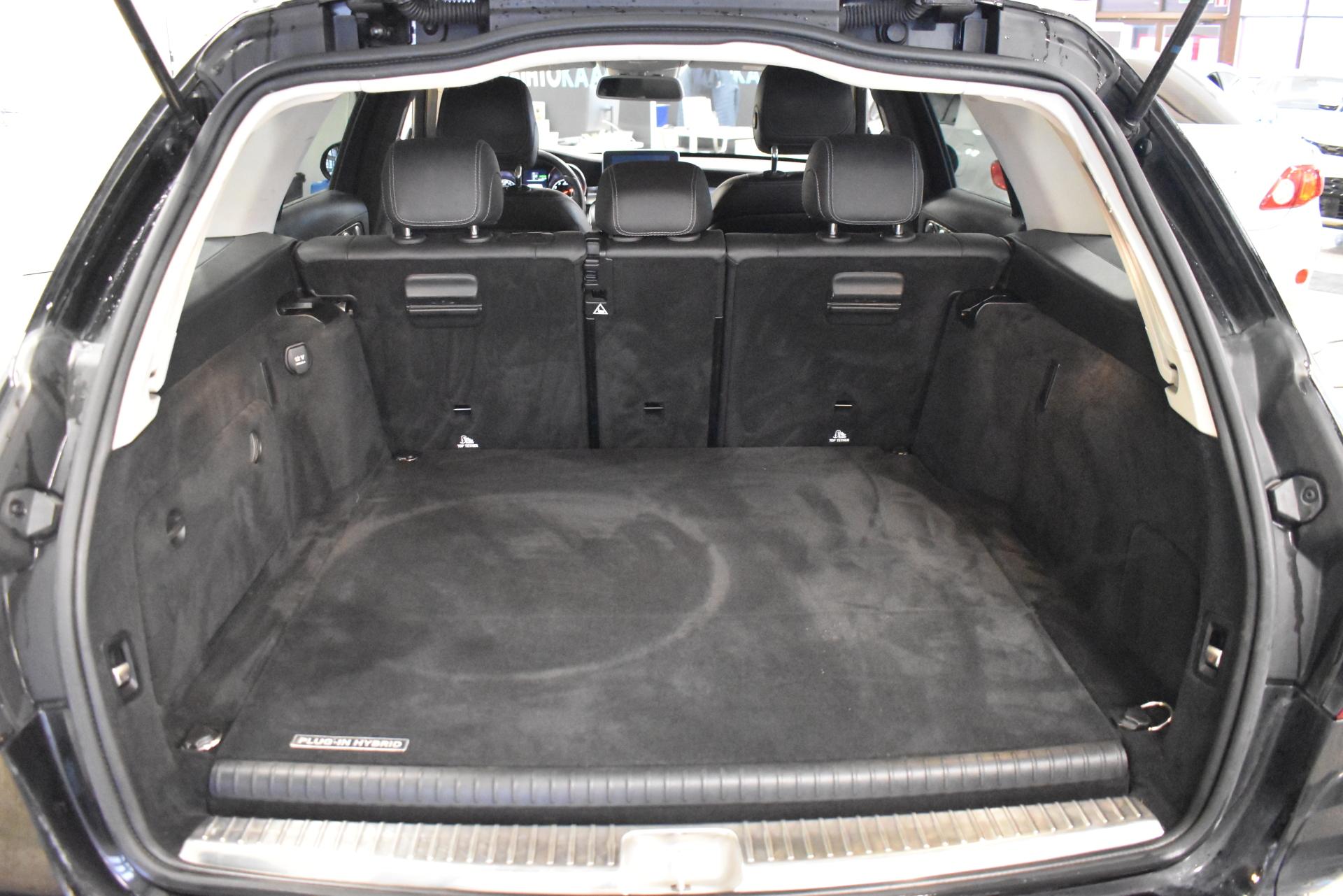 MERCEDES-BENZ C 2018