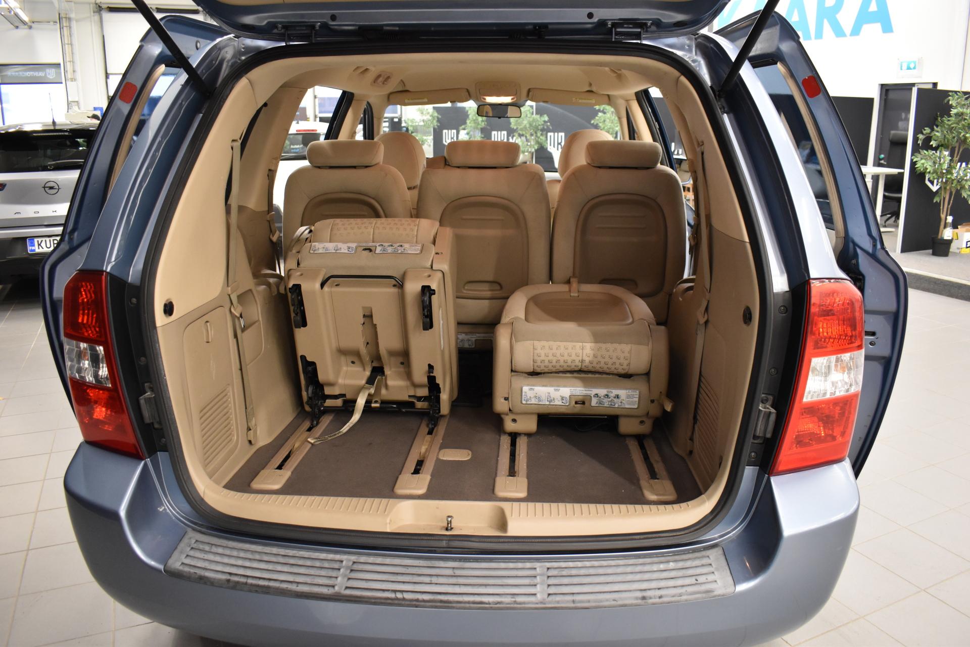 KIA Carnival 2009