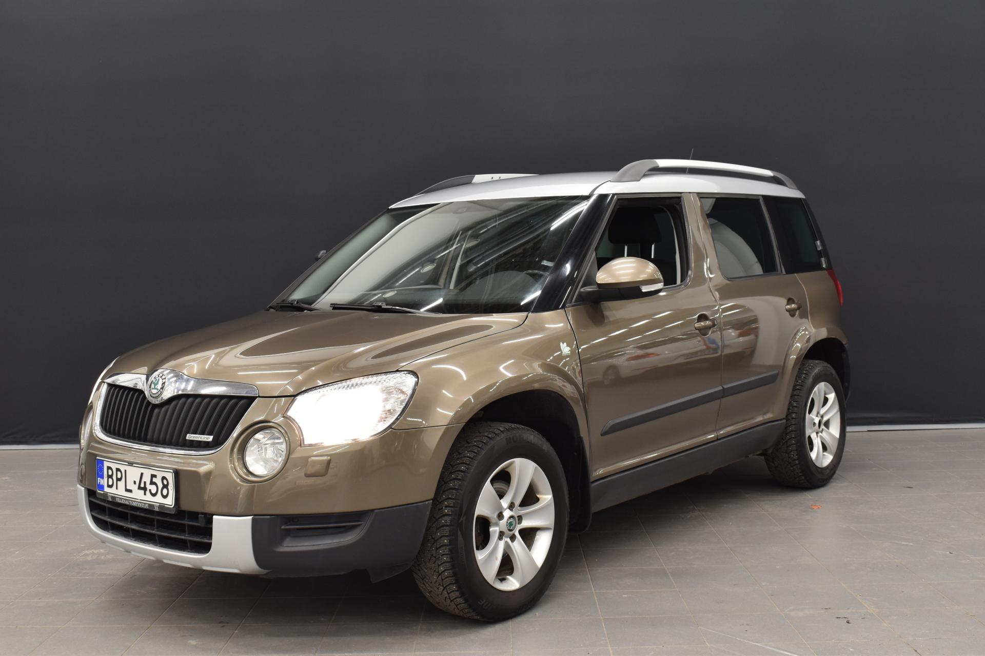SKODA Yeti 2011