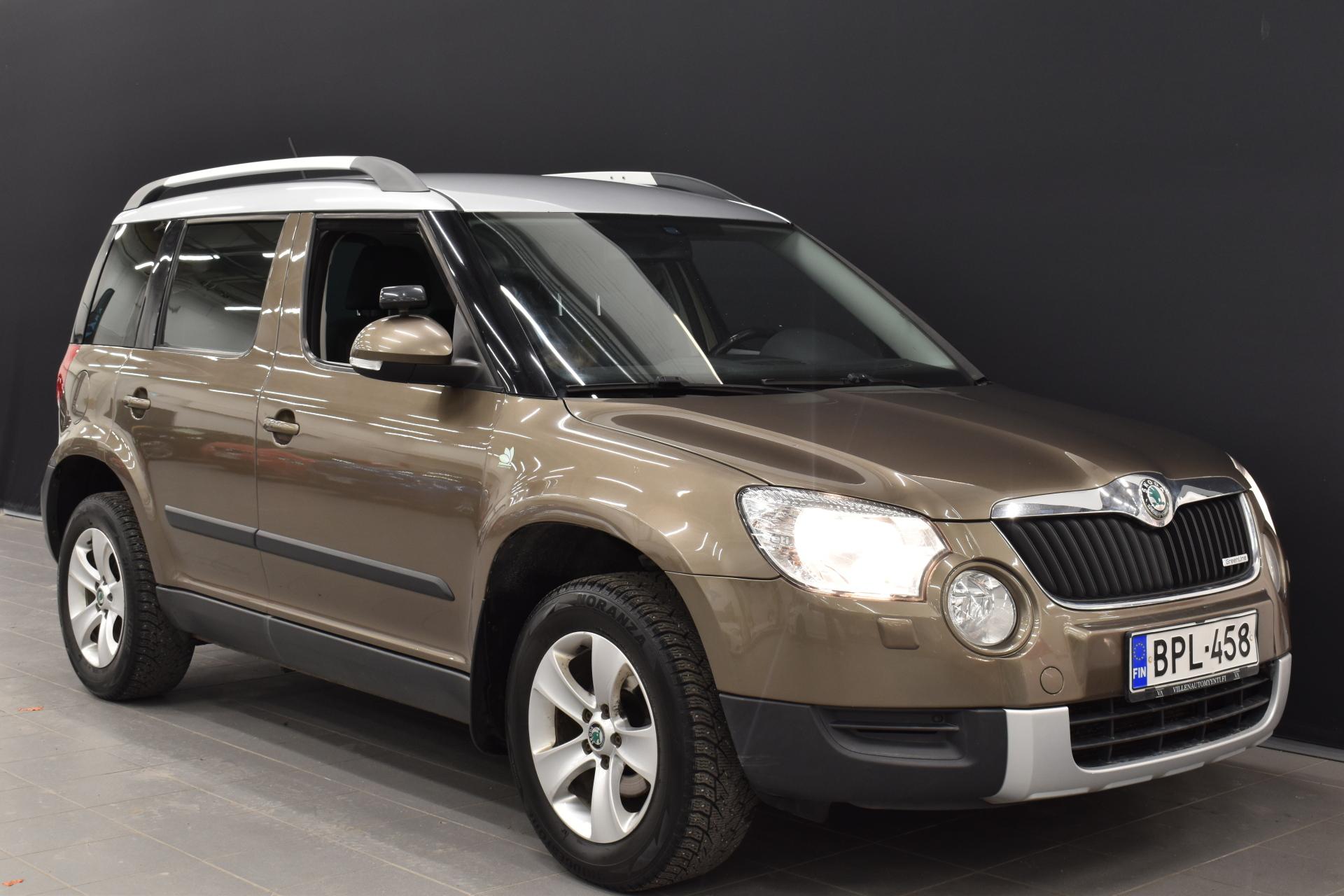 SKODA Yeti 2011