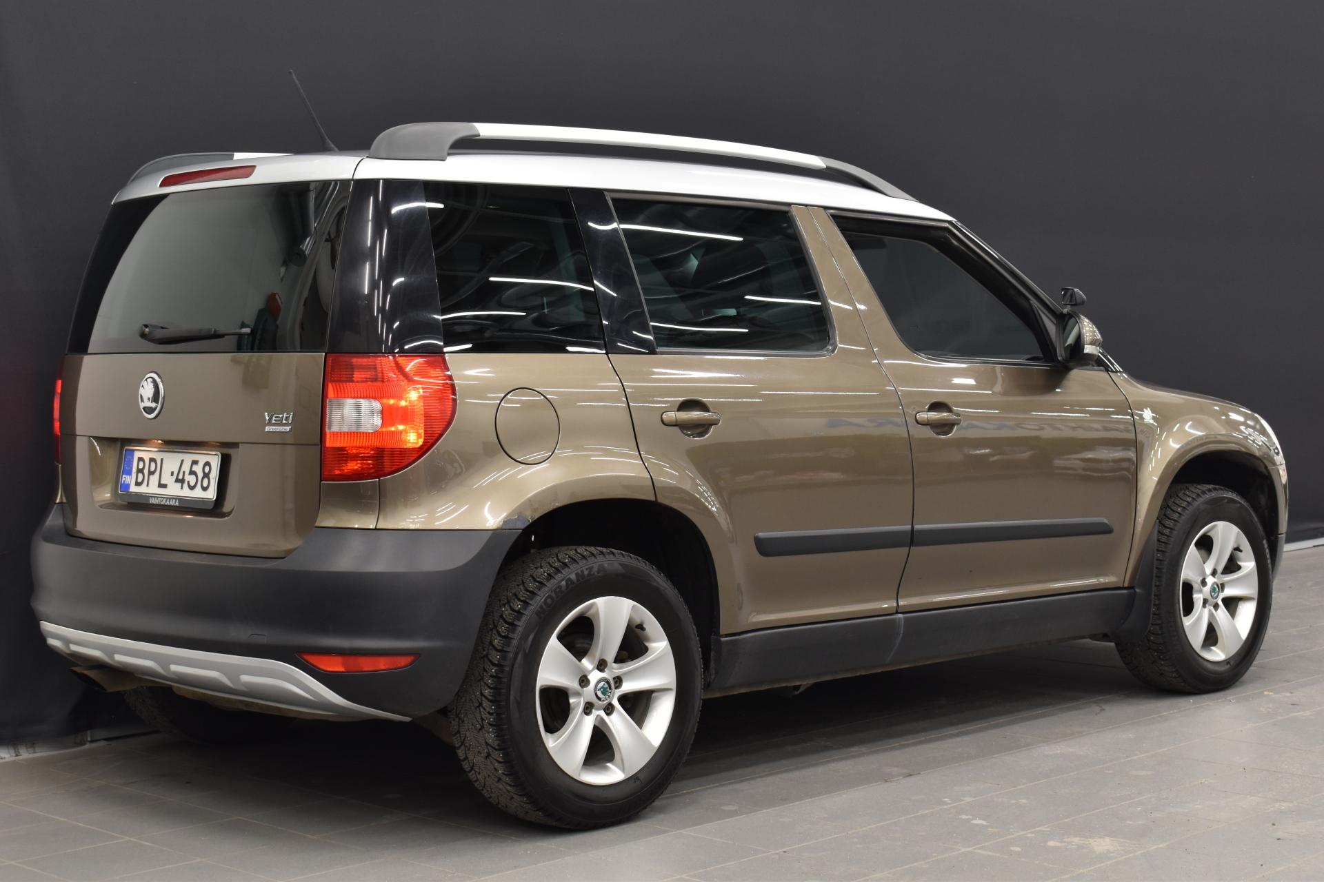 SKODA Yeti 2011