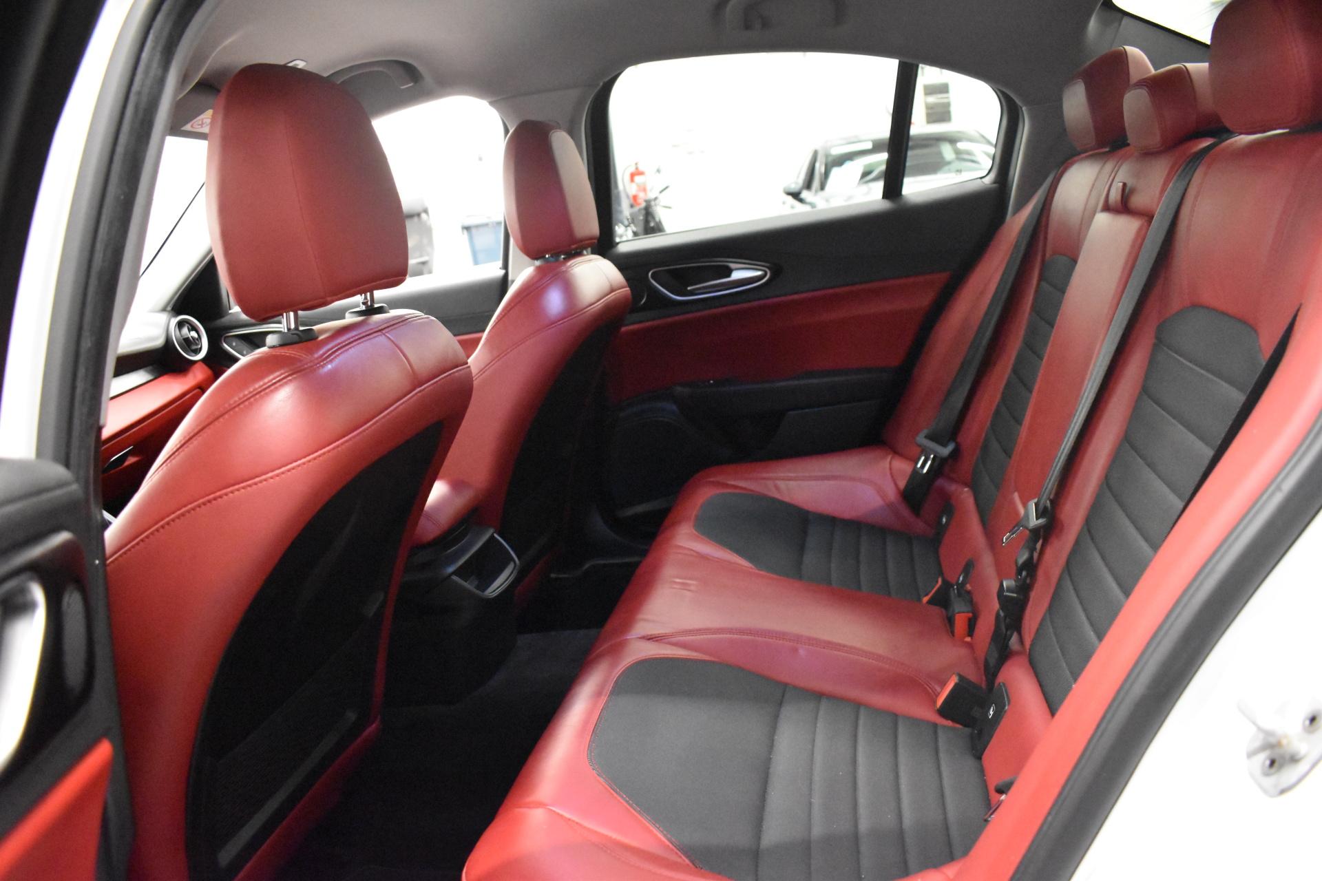 ALFA ROMEO Giulia 2017