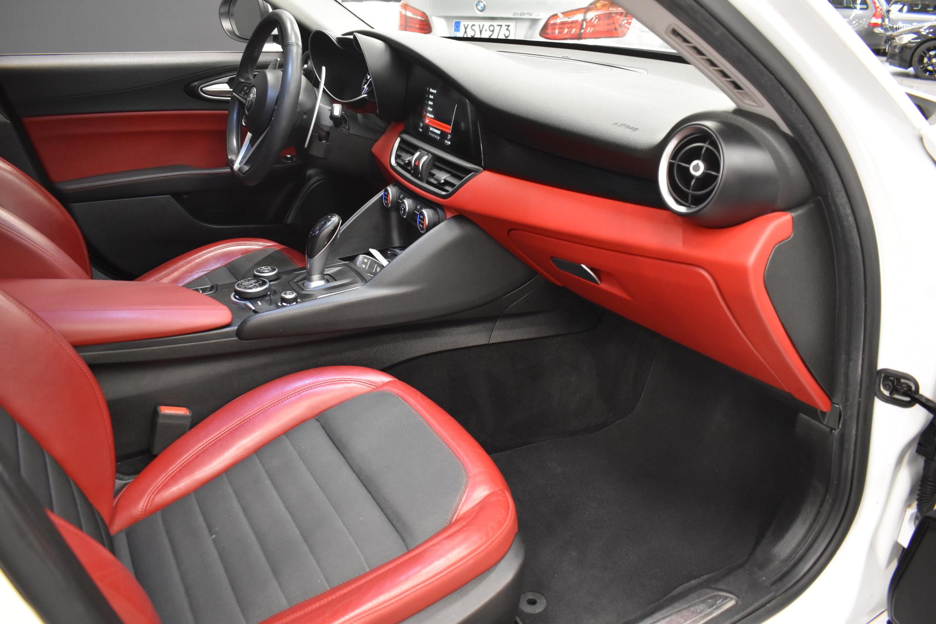 ALFA ROMEO Giulia 2017