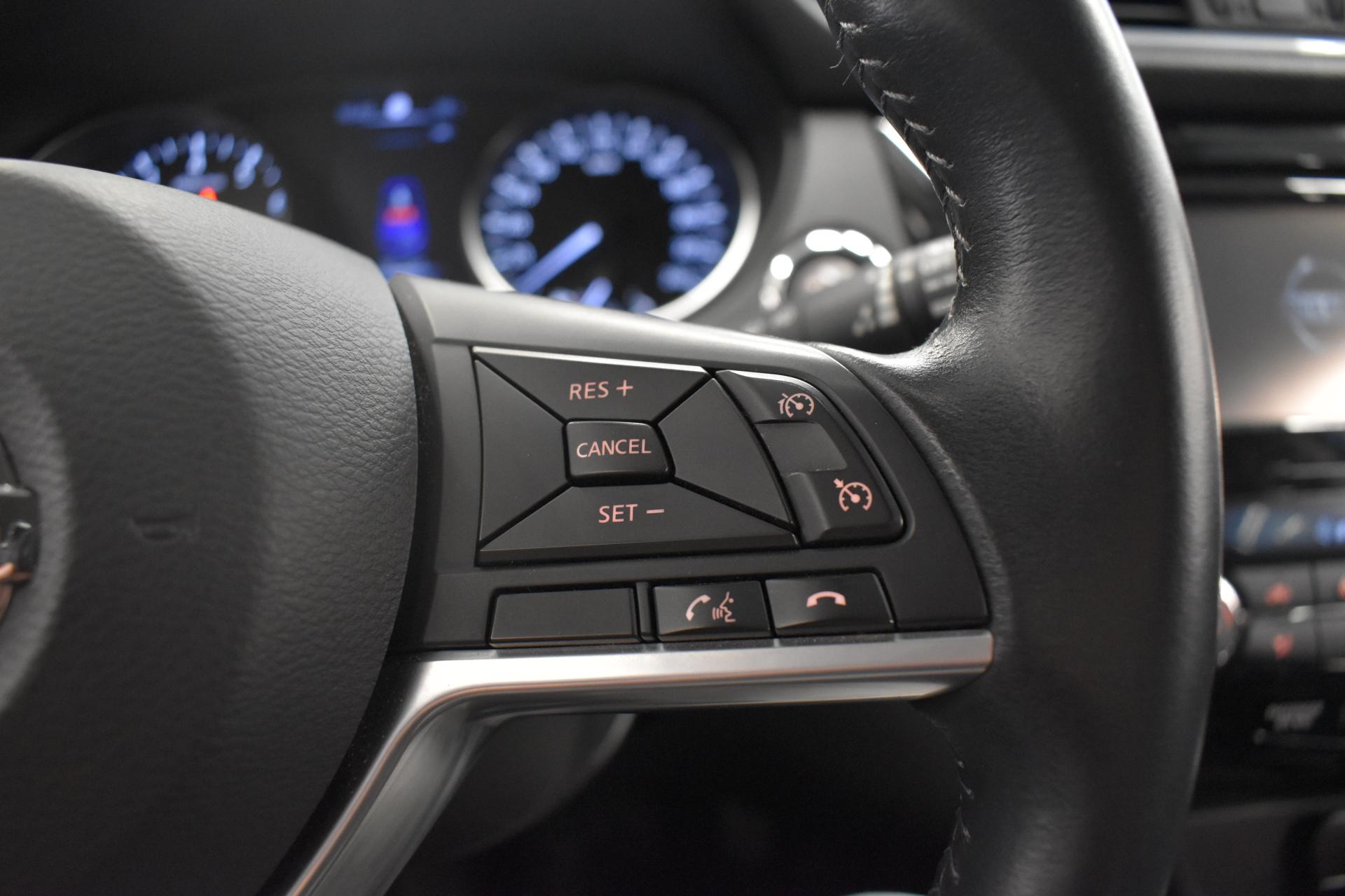 NISSAN Qashqai 2018