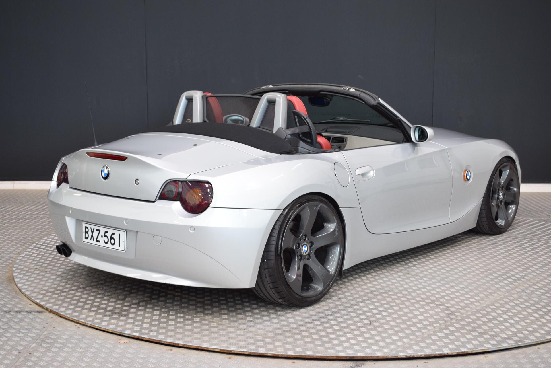 BMW Z4 2004