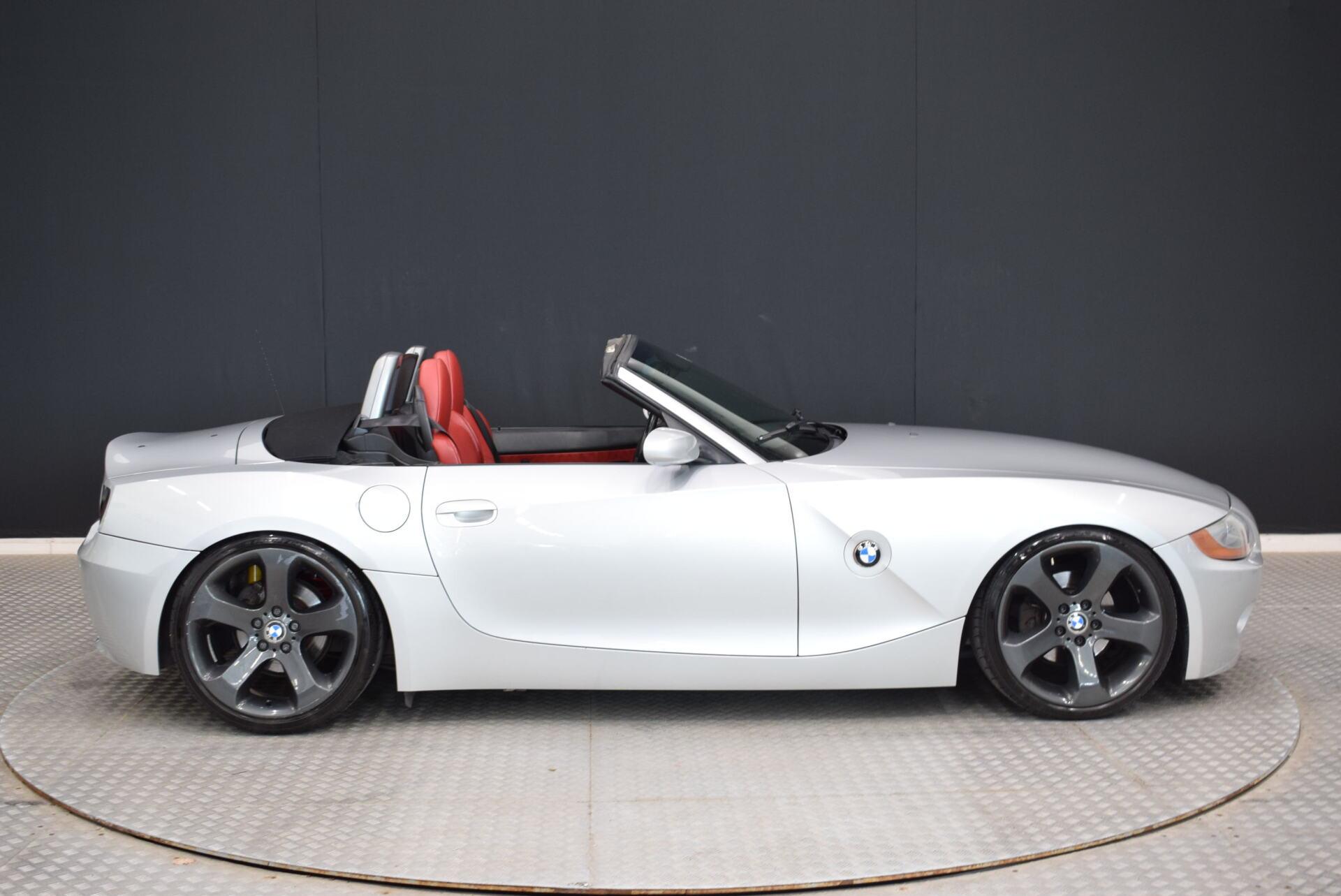 BMW Z4 2004