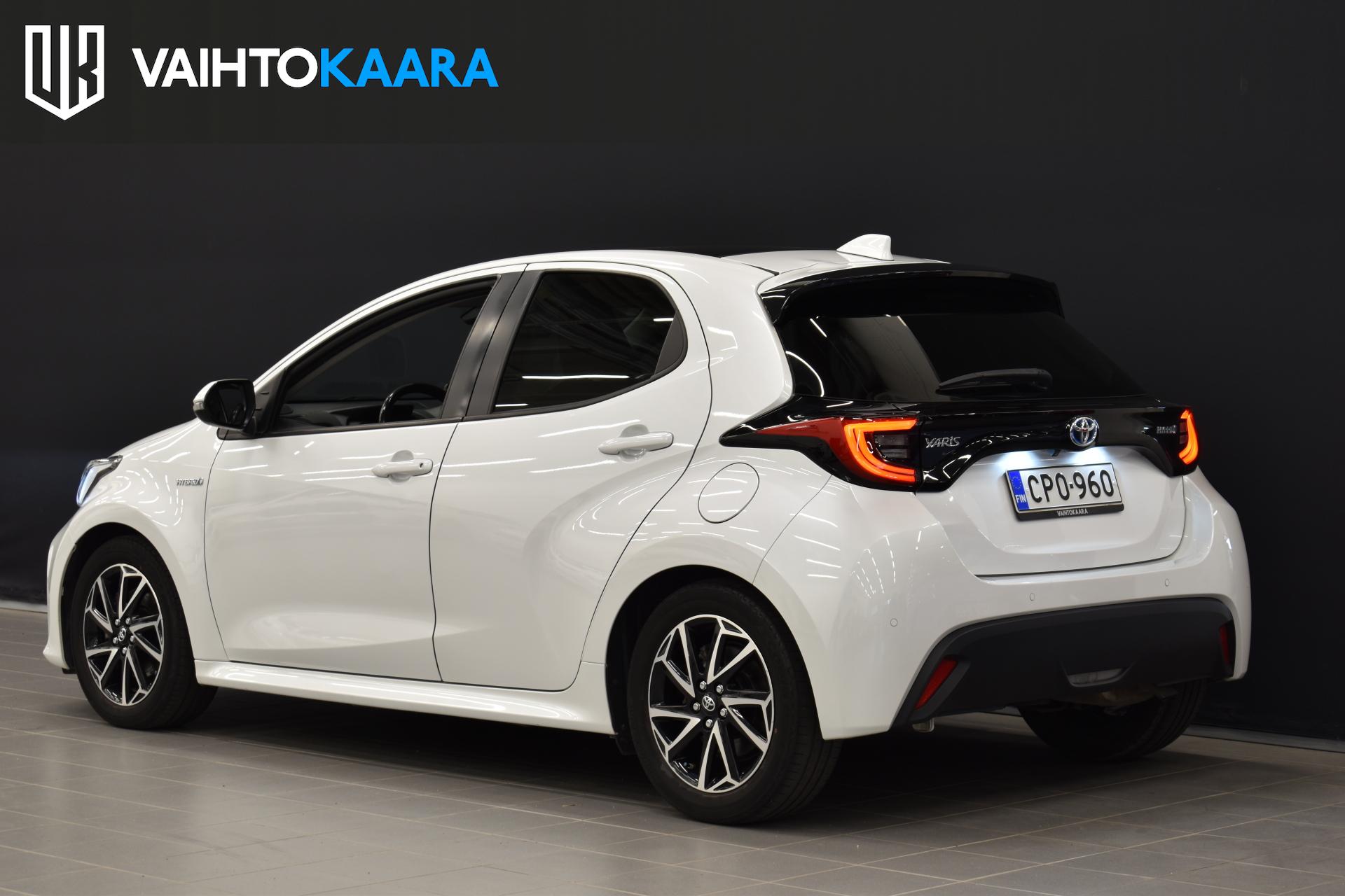 TOYOTA Yaris 2021