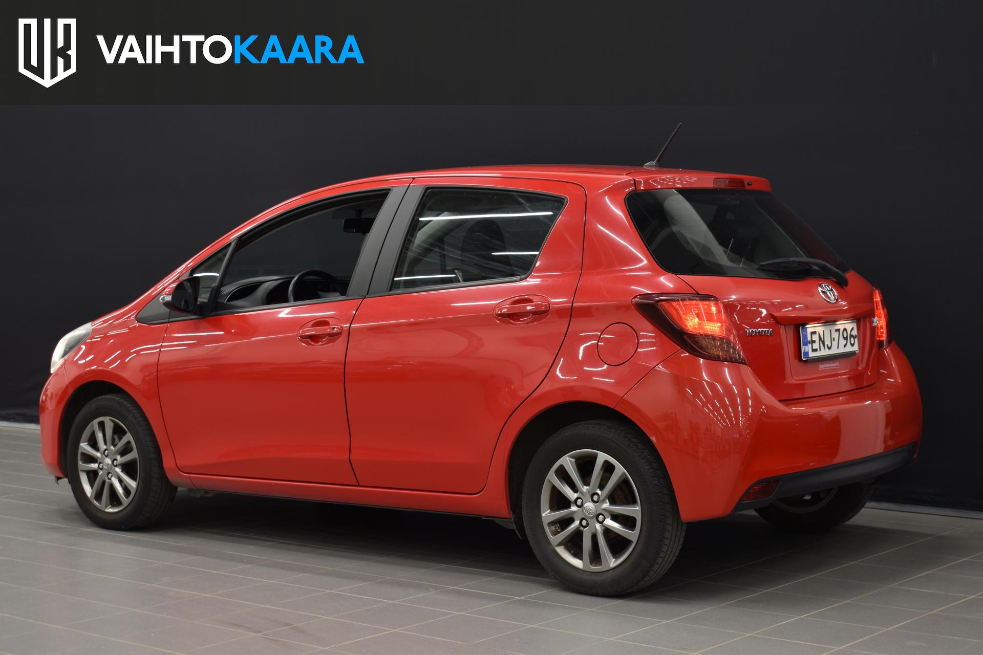 TOYOTA Yaris 2014