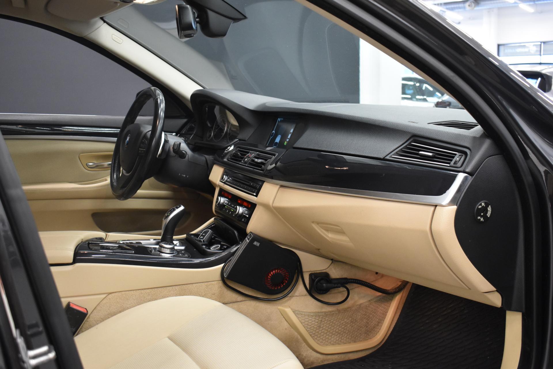 BMW 520 2011