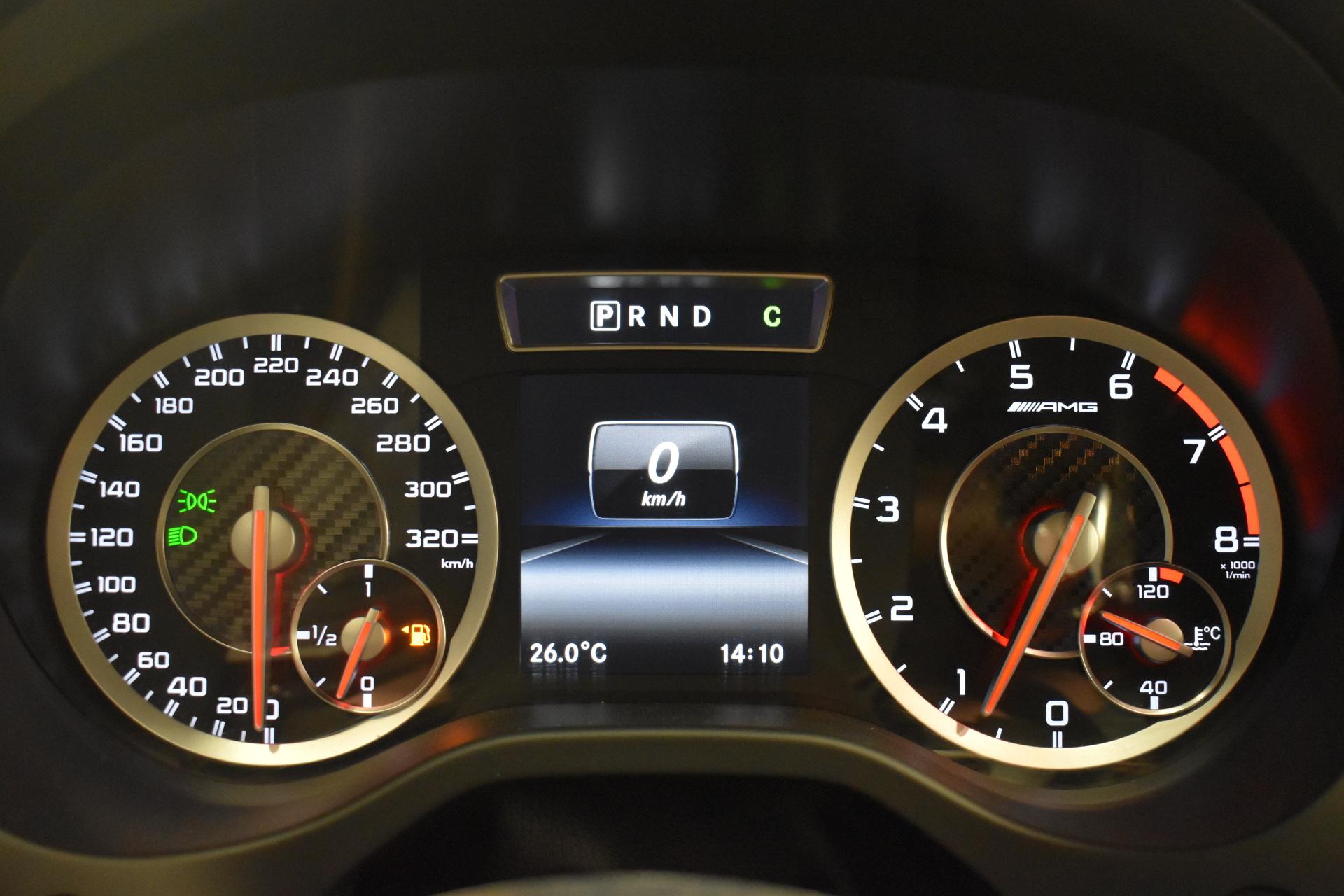 MERCEDES-BENZ A 45 AMG 2014