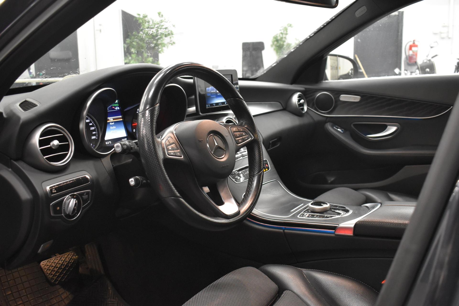 MERCEDES-BENZ C 2016