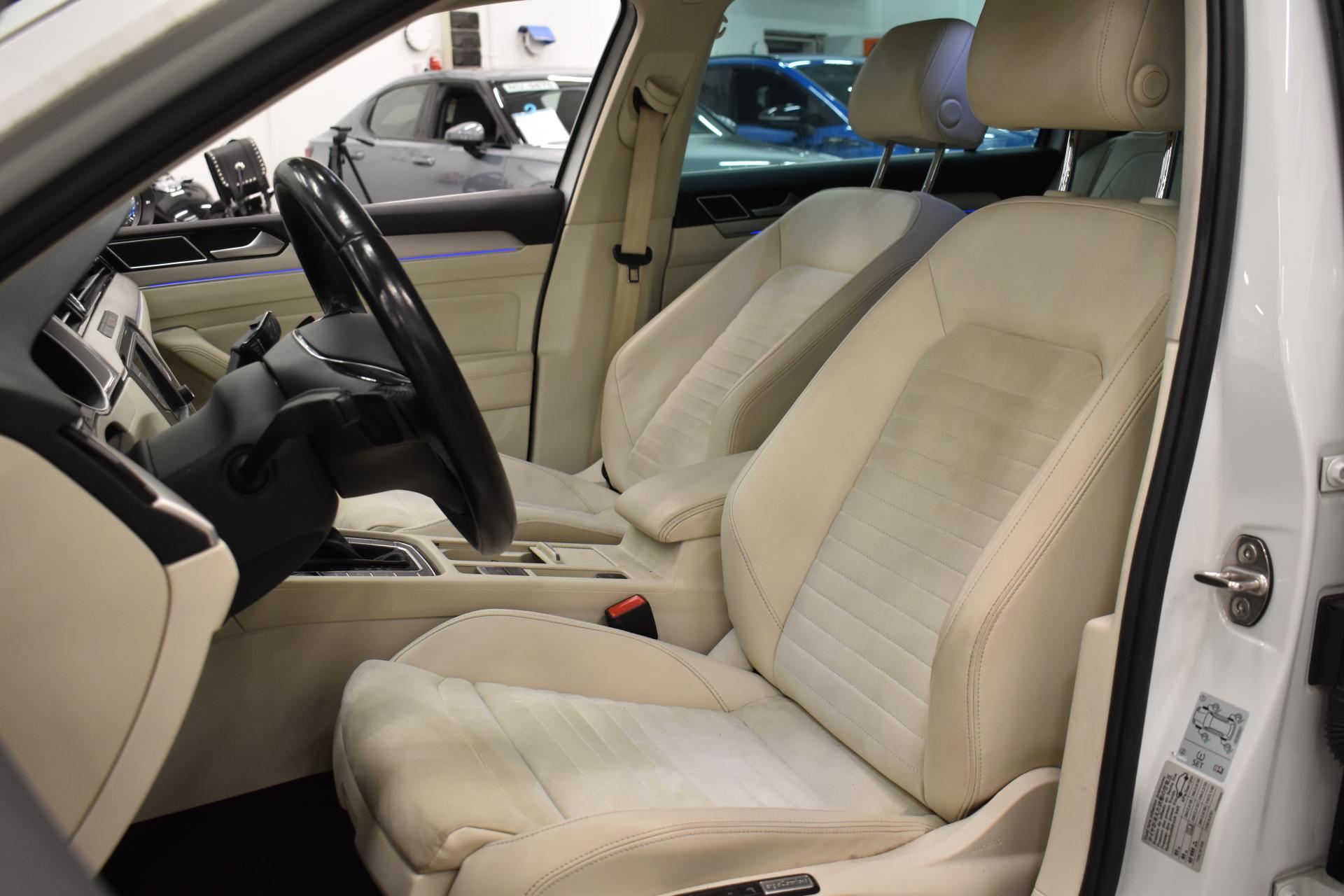 VOLKSWAGEN Passat 2016