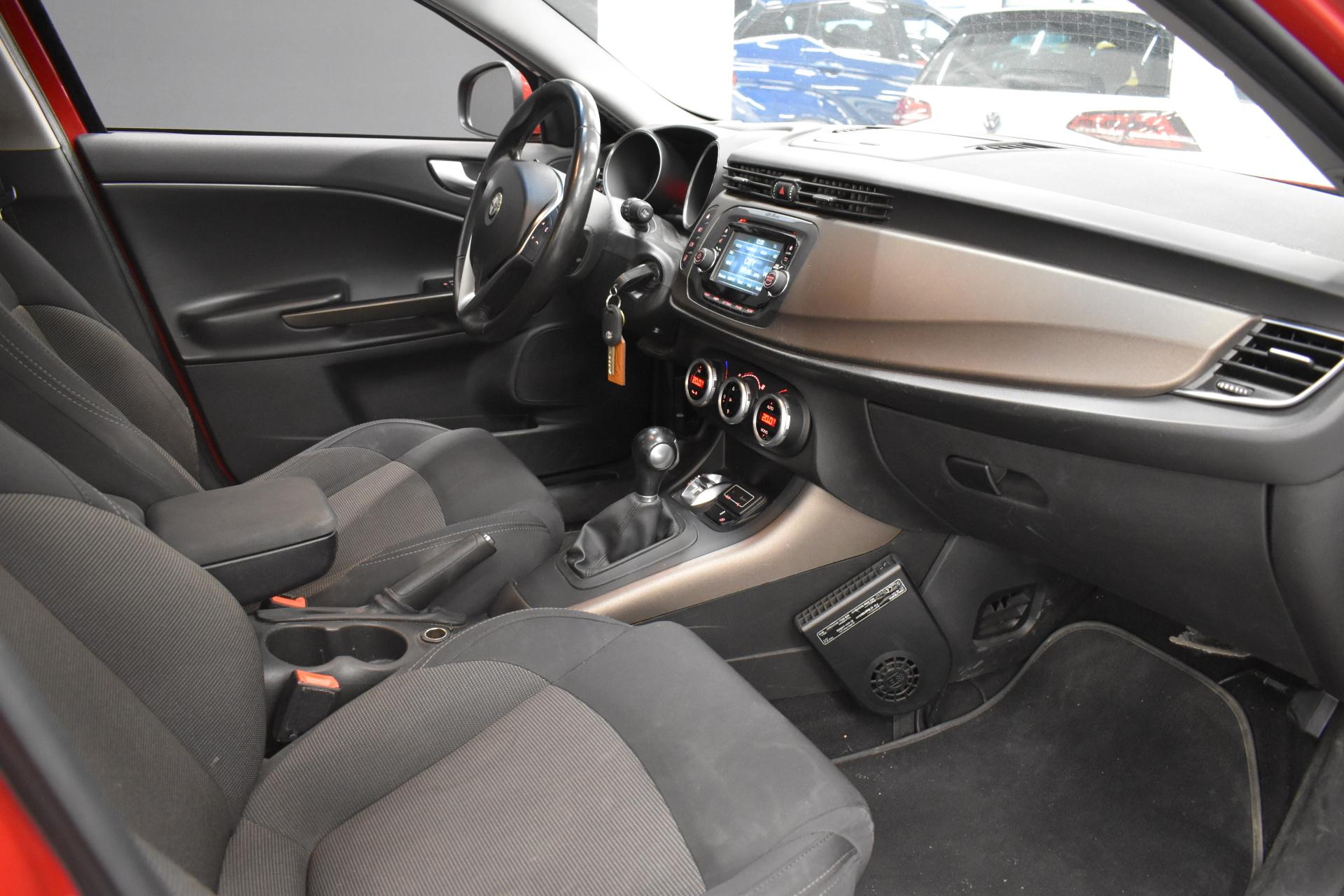 ALFA ROMEO Giulietta 2016