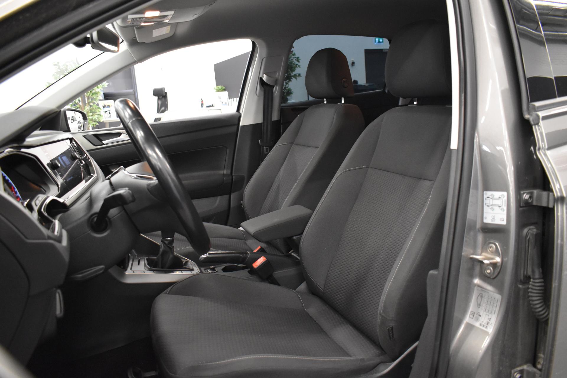 VOLKSWAGEN Polo 2019