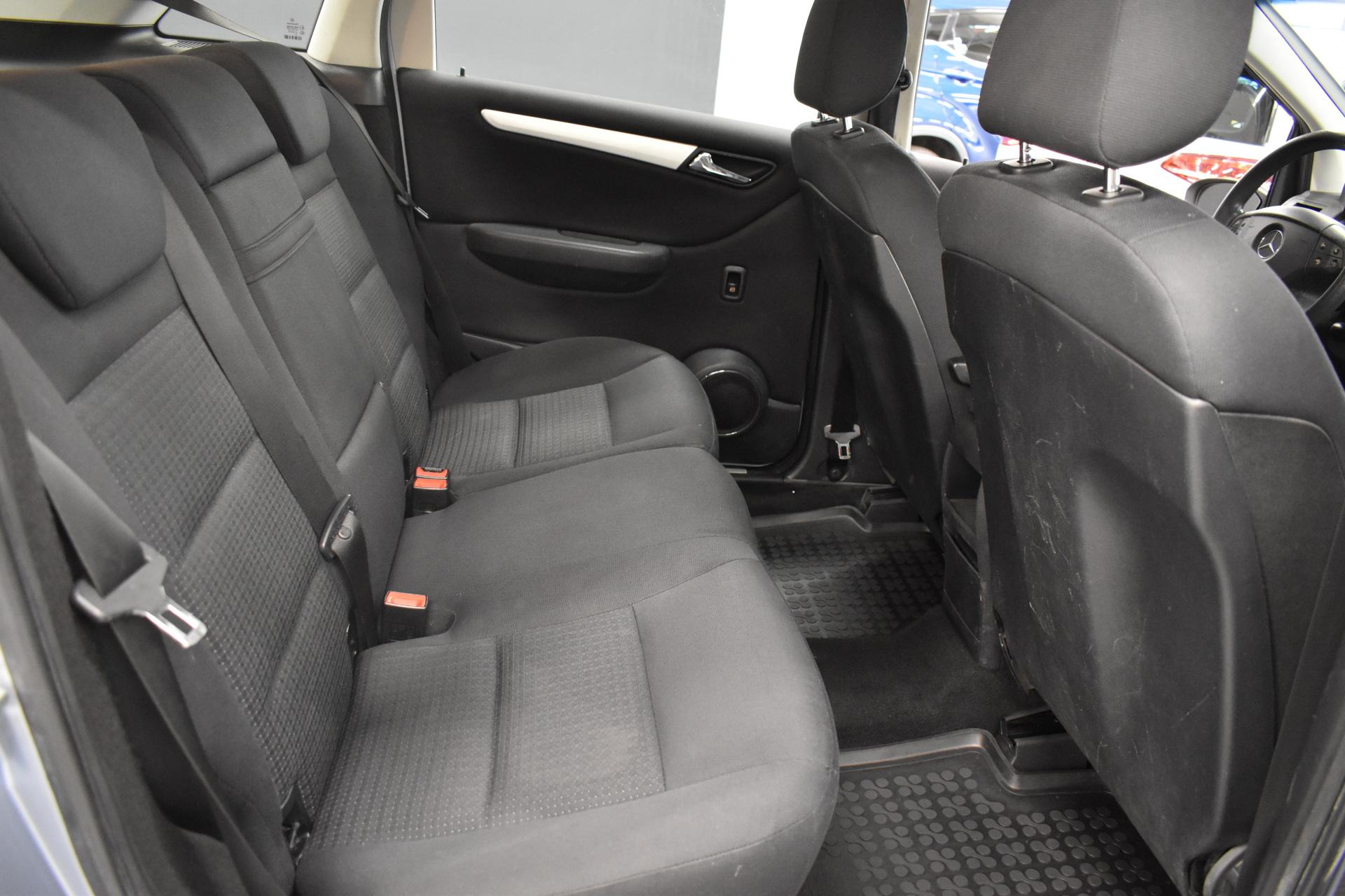 MERCEDES-BENZ B 2006