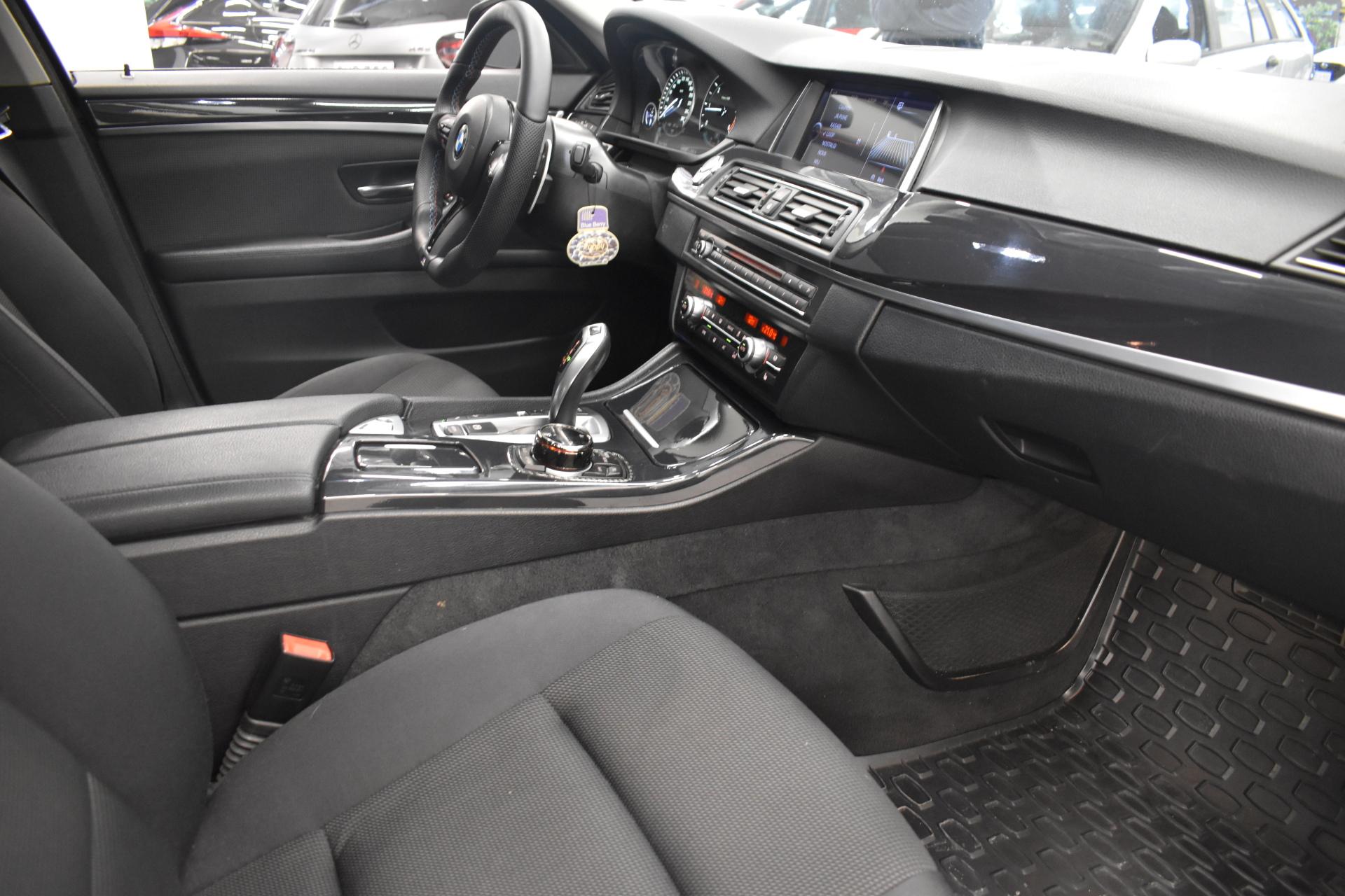BMW 520 2014