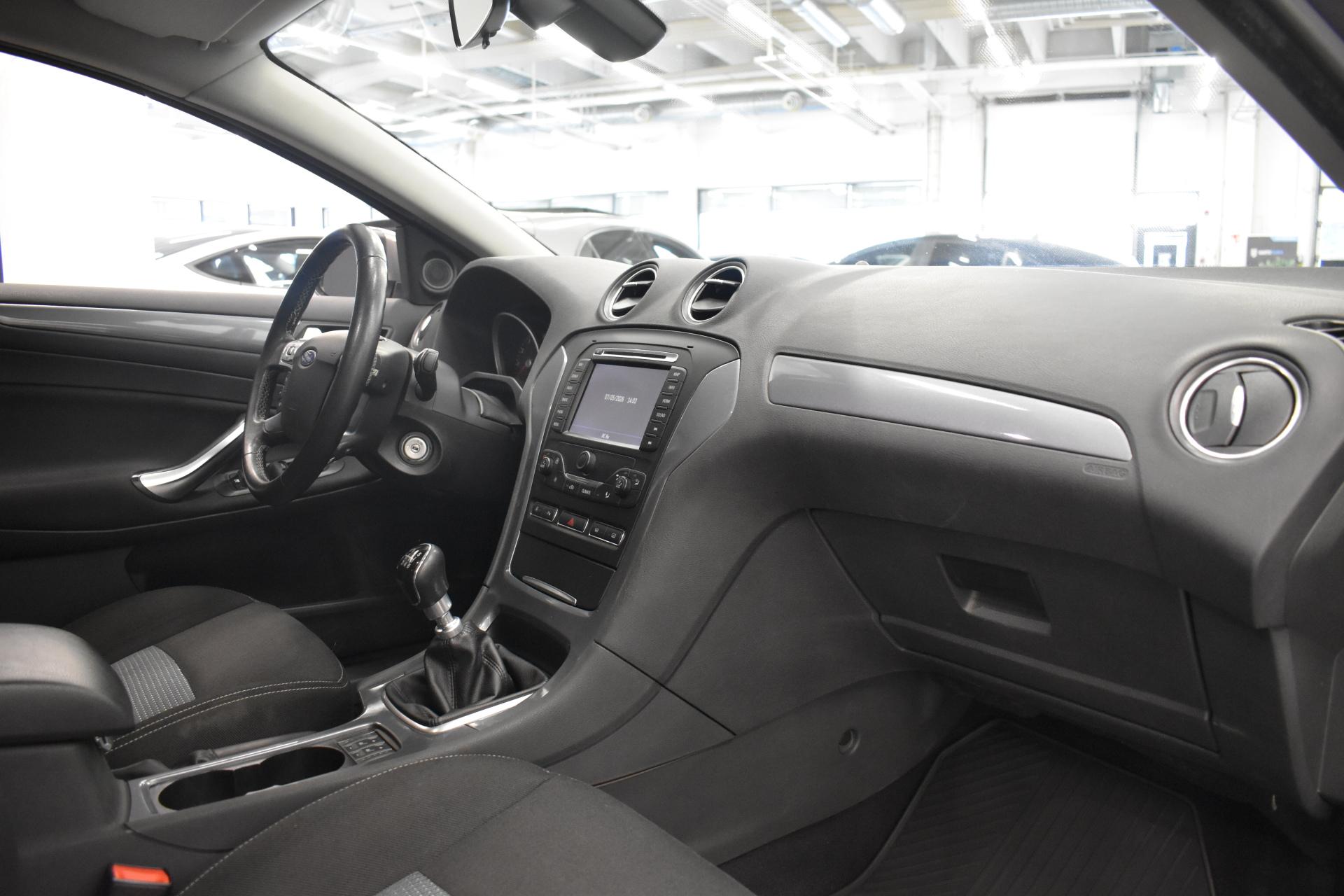 FORD Mondeo 2014