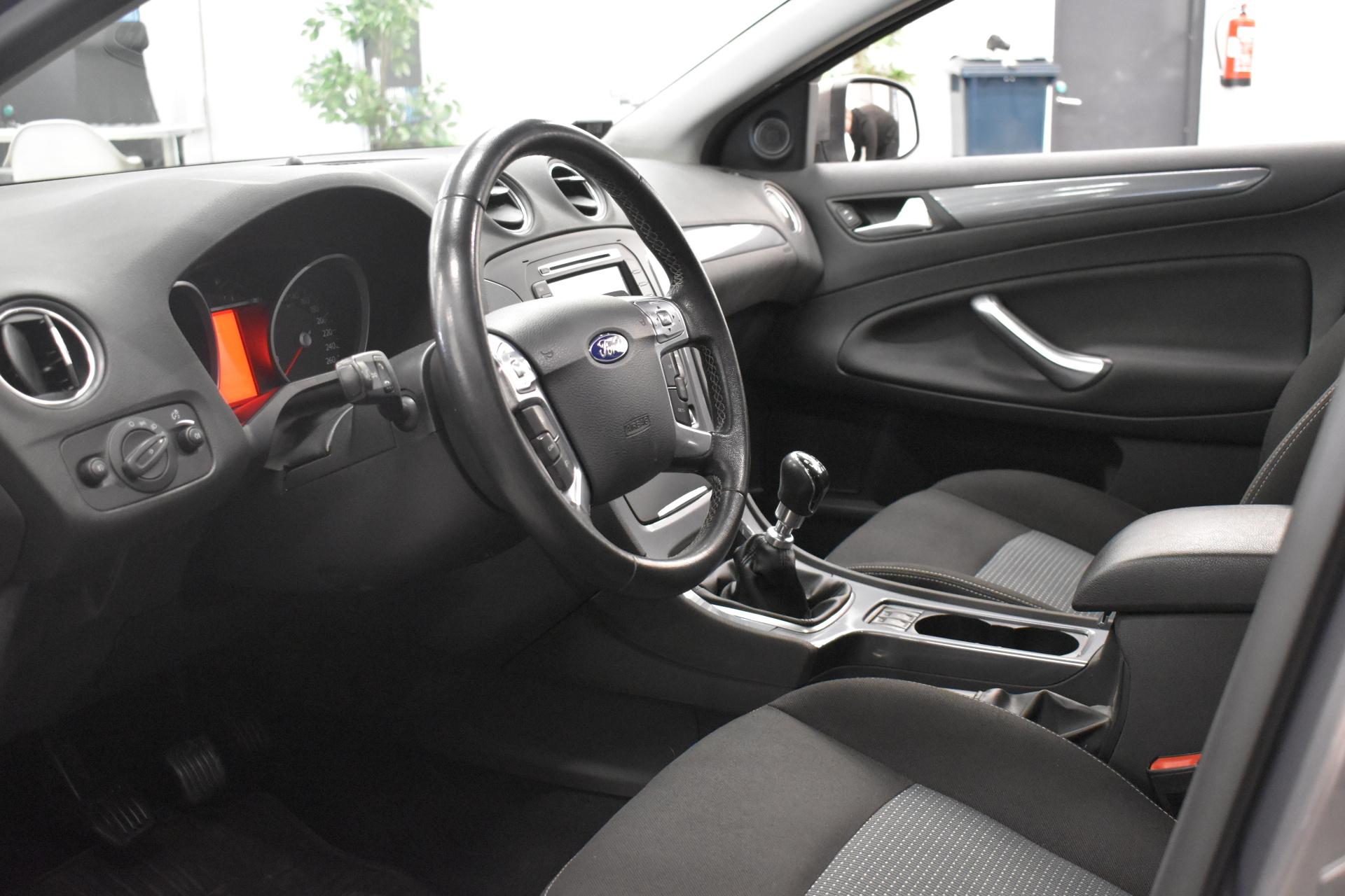 FORD Mondeo 2014